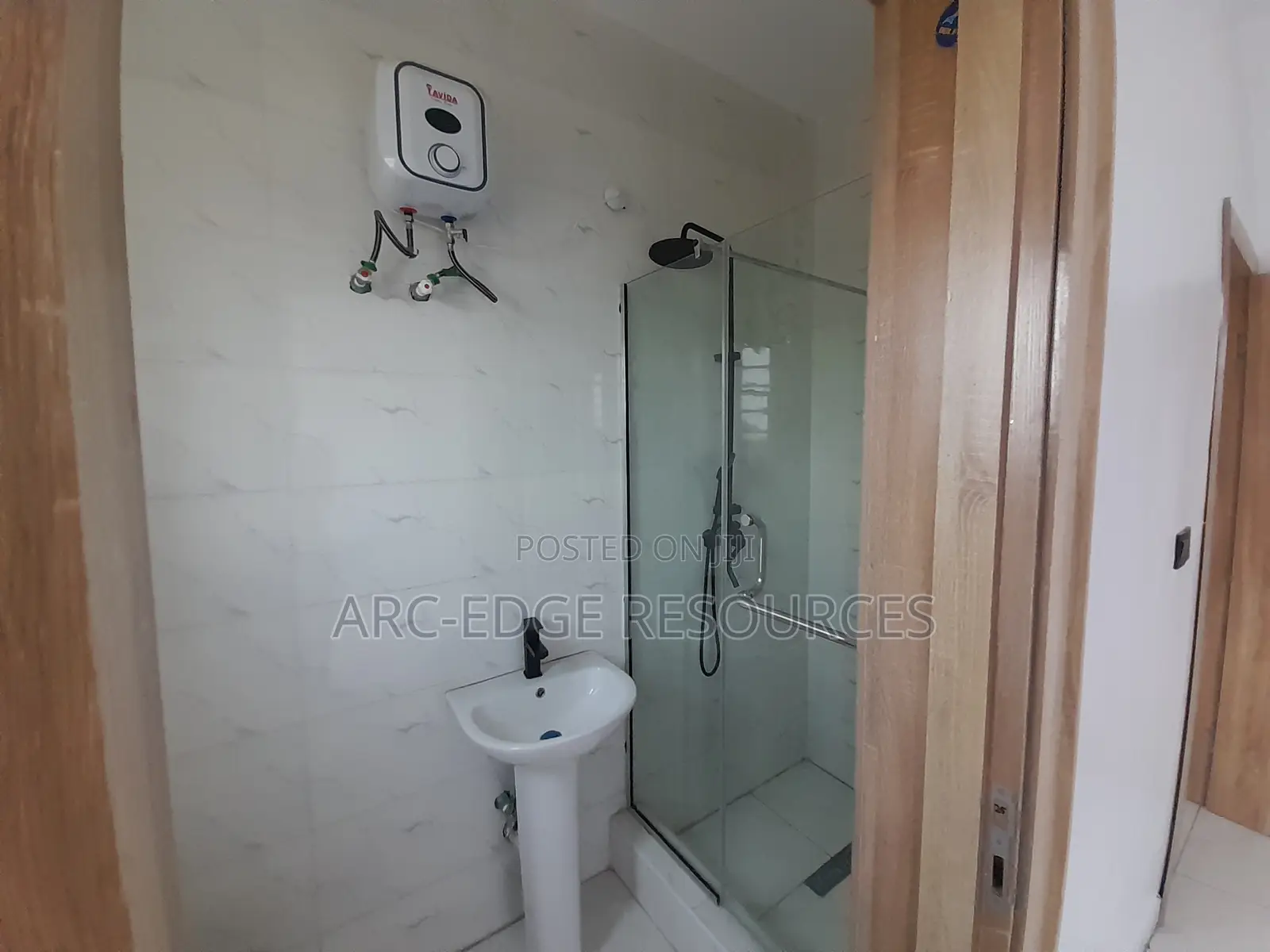 3bdrm Apartment in Apple Junction for sale