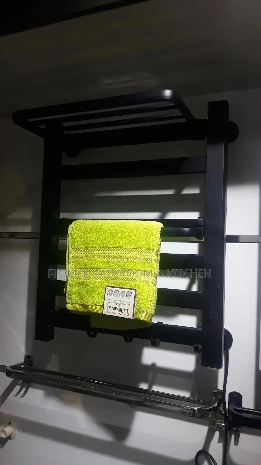 Electric Towel Warmer With Towel Hanger