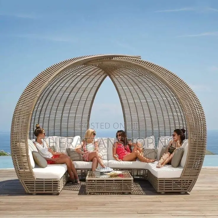 Free Standing Day Beds