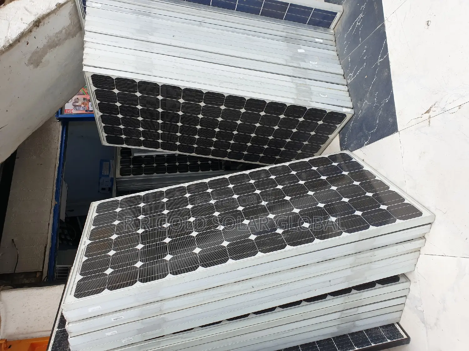 300 Watts Canadian Panel