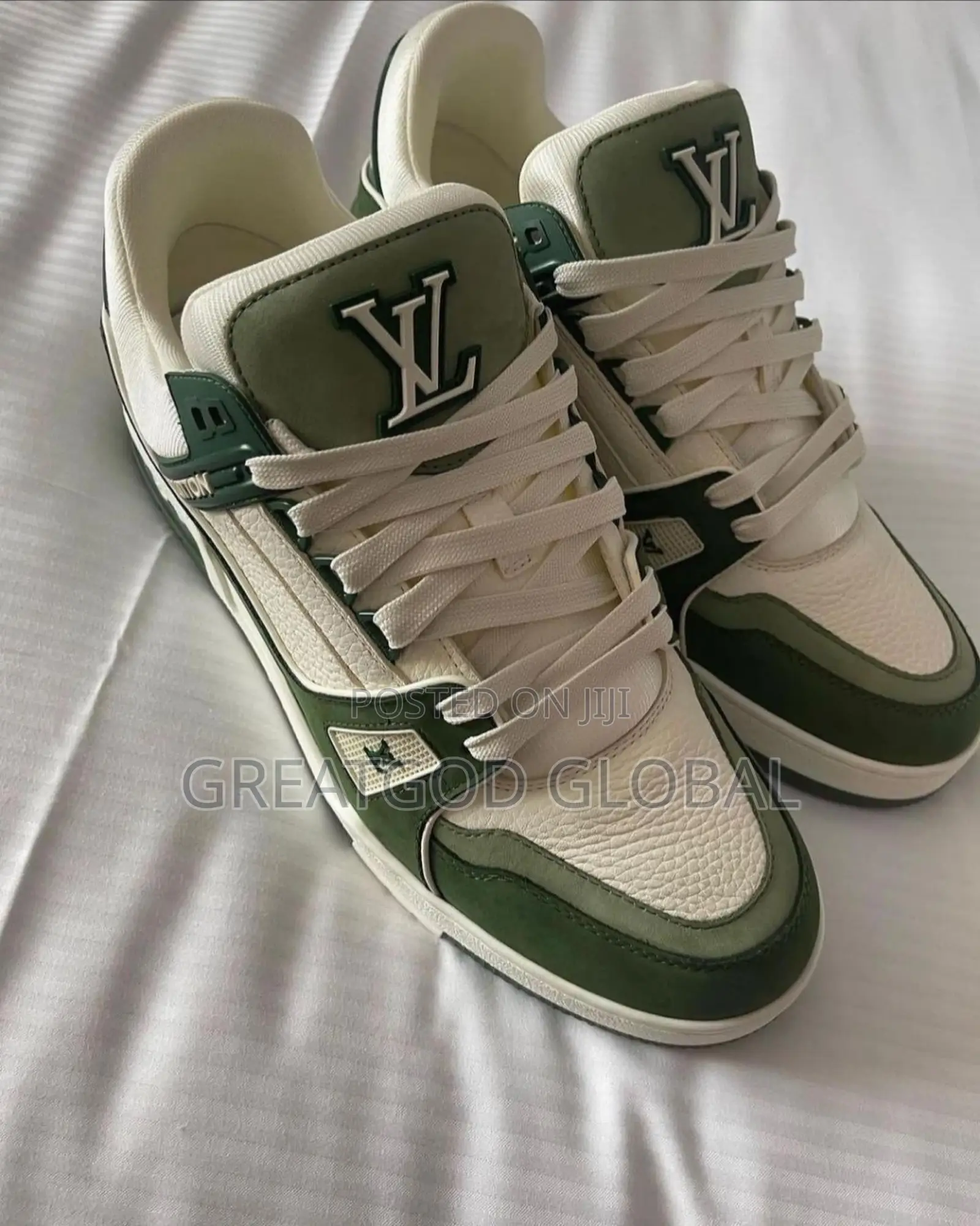 New Louis Vuitton Monogram Trainer SNKS