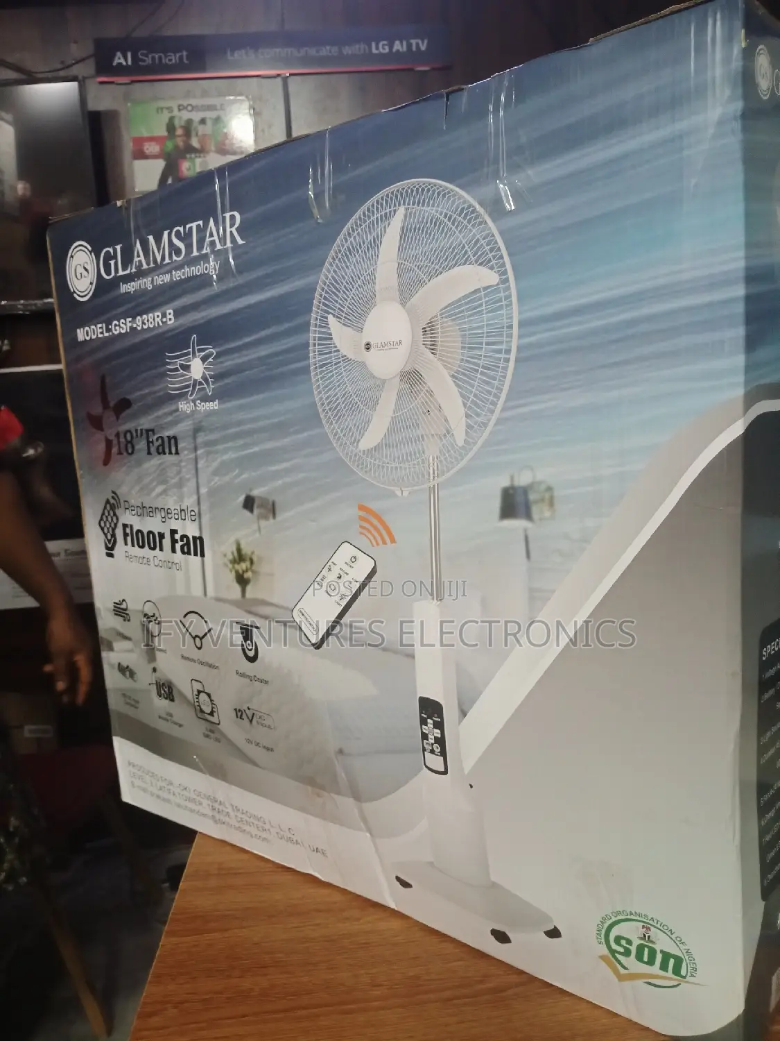 18" Glam Star Rechargeable Fan With Five Blades