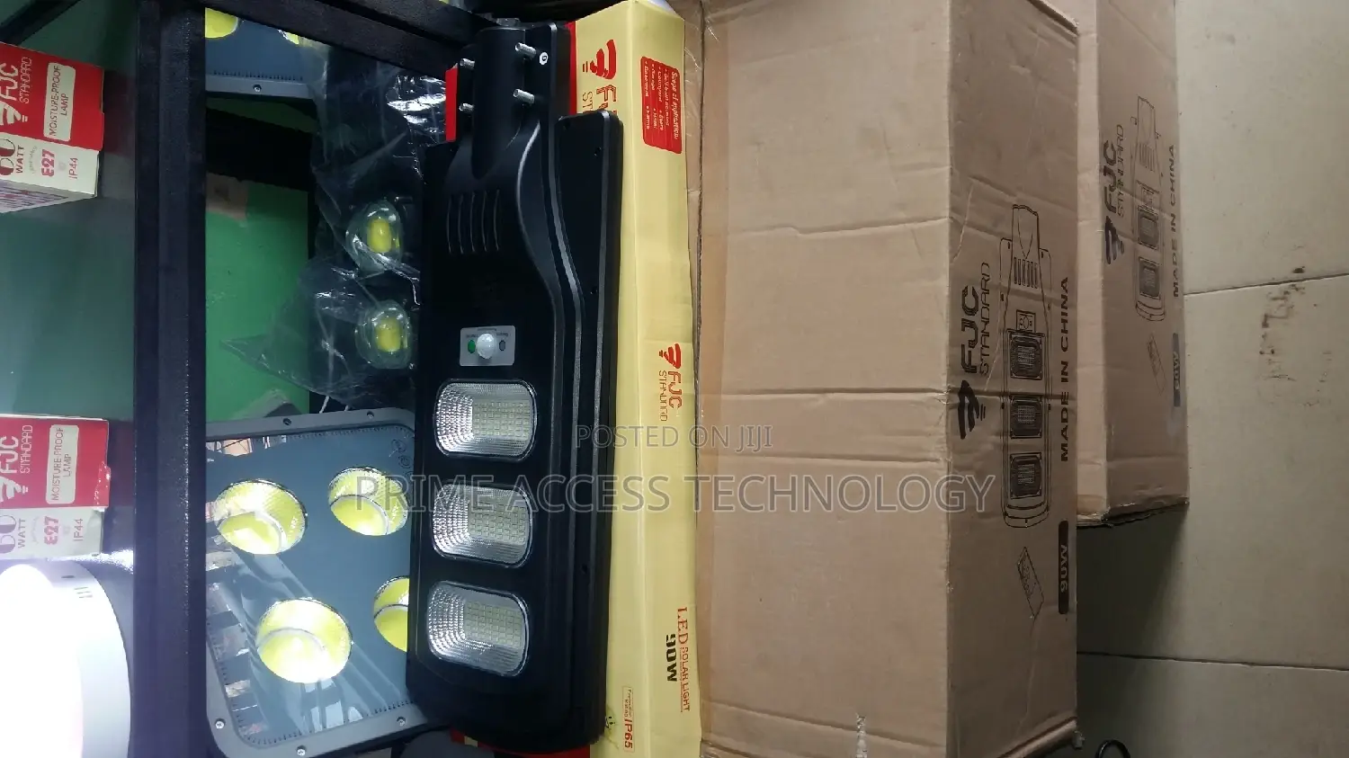 3 Eyes High Lumination Solar Street Lights °