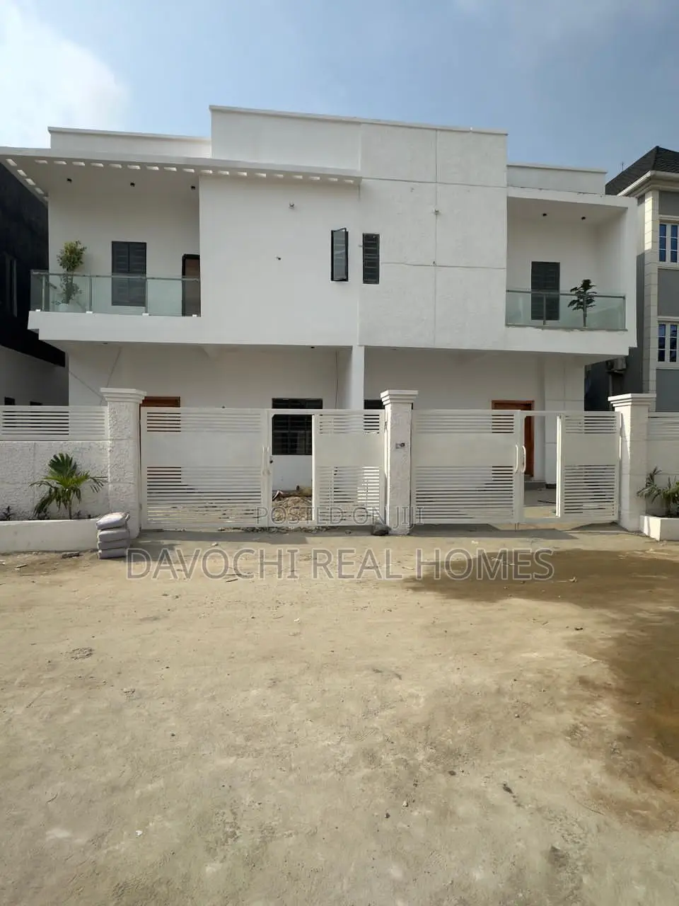 4bdrm Duplex in Ologolo Estate, Lekki for sale