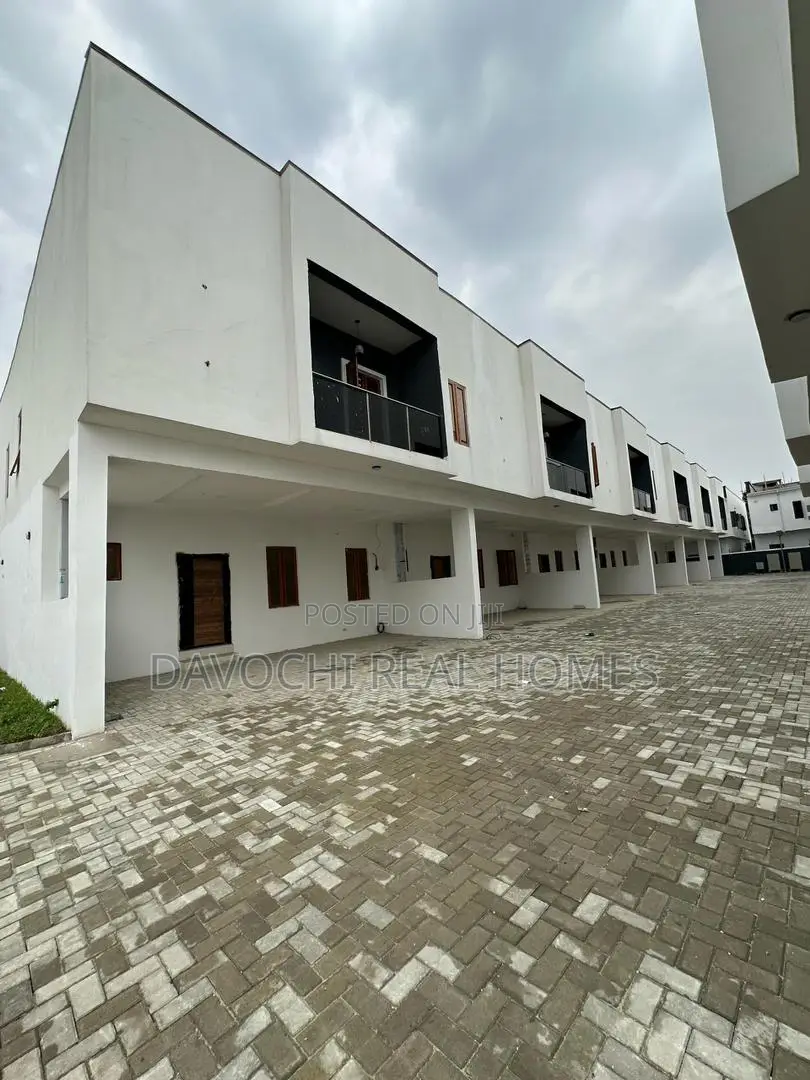 4bdrm Duplex in Chevron Second Toll, Lekki for sale