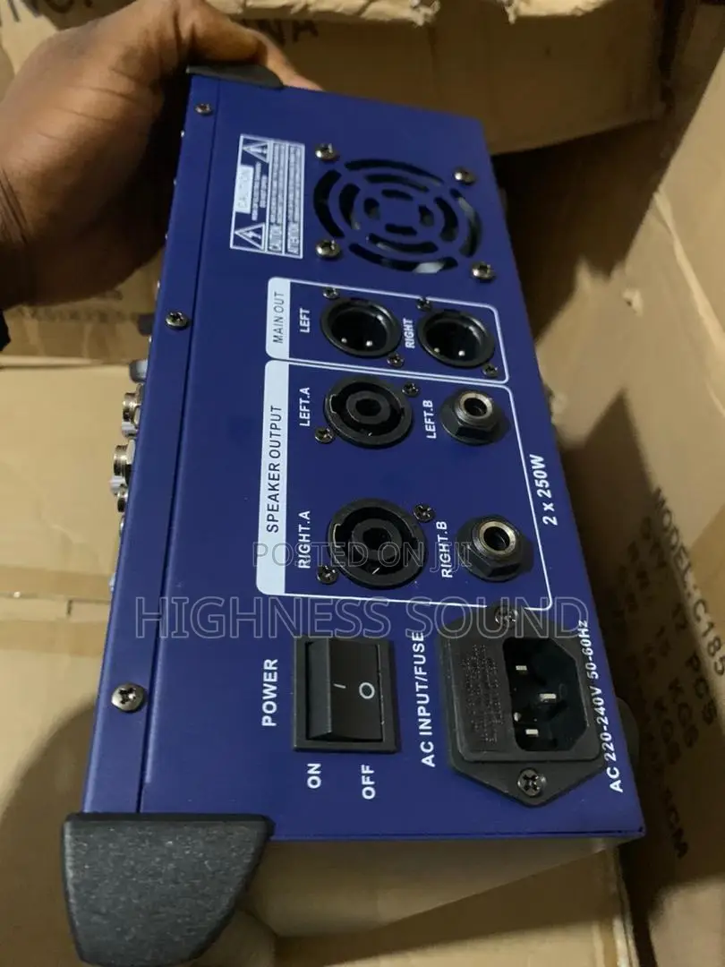 Yamaha 4 Channel Flat Powered Mixer