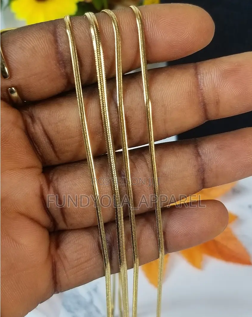 Spiral Flat Steel Gold Short Chain