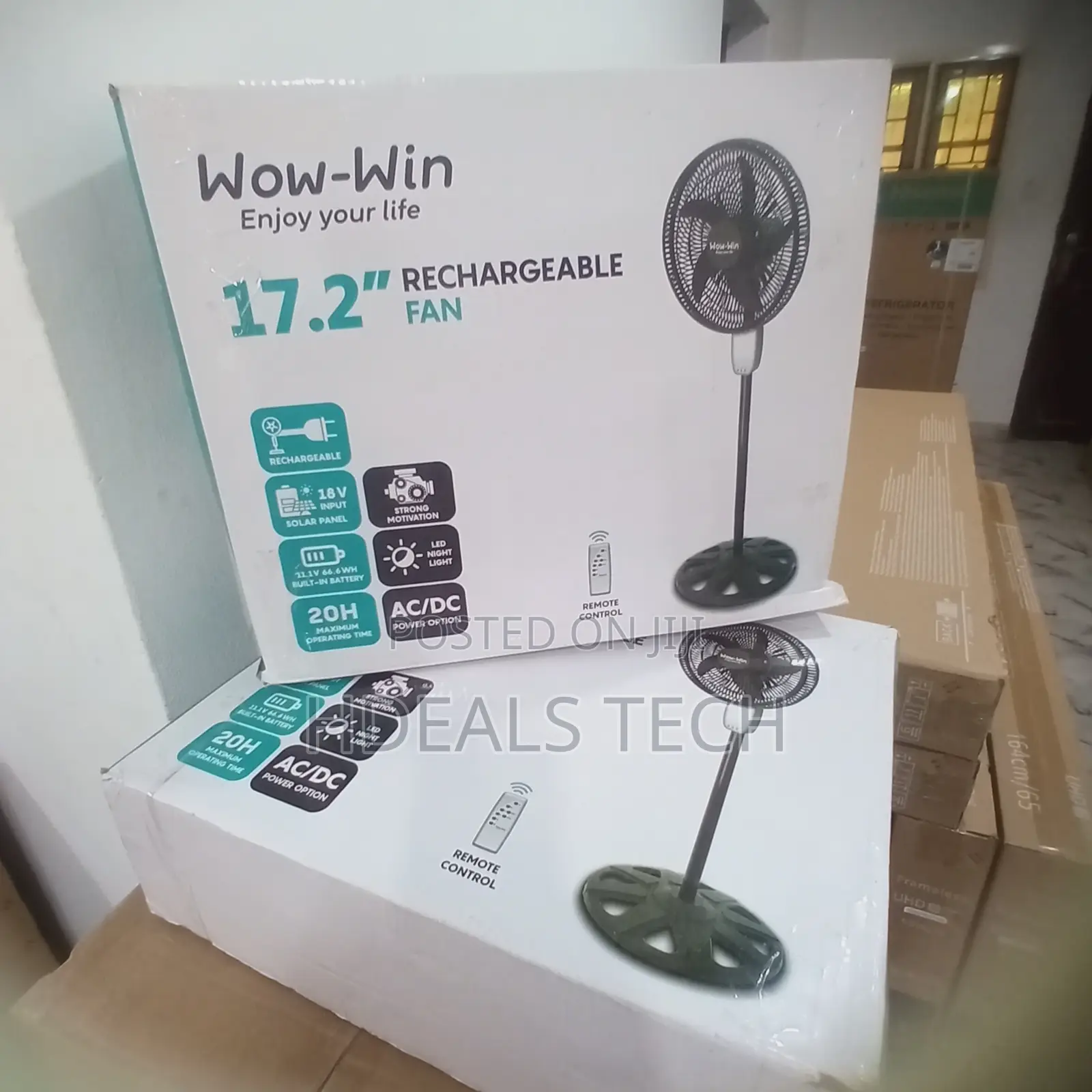 Strong Wow-win 17.2 Rechargeable Fan