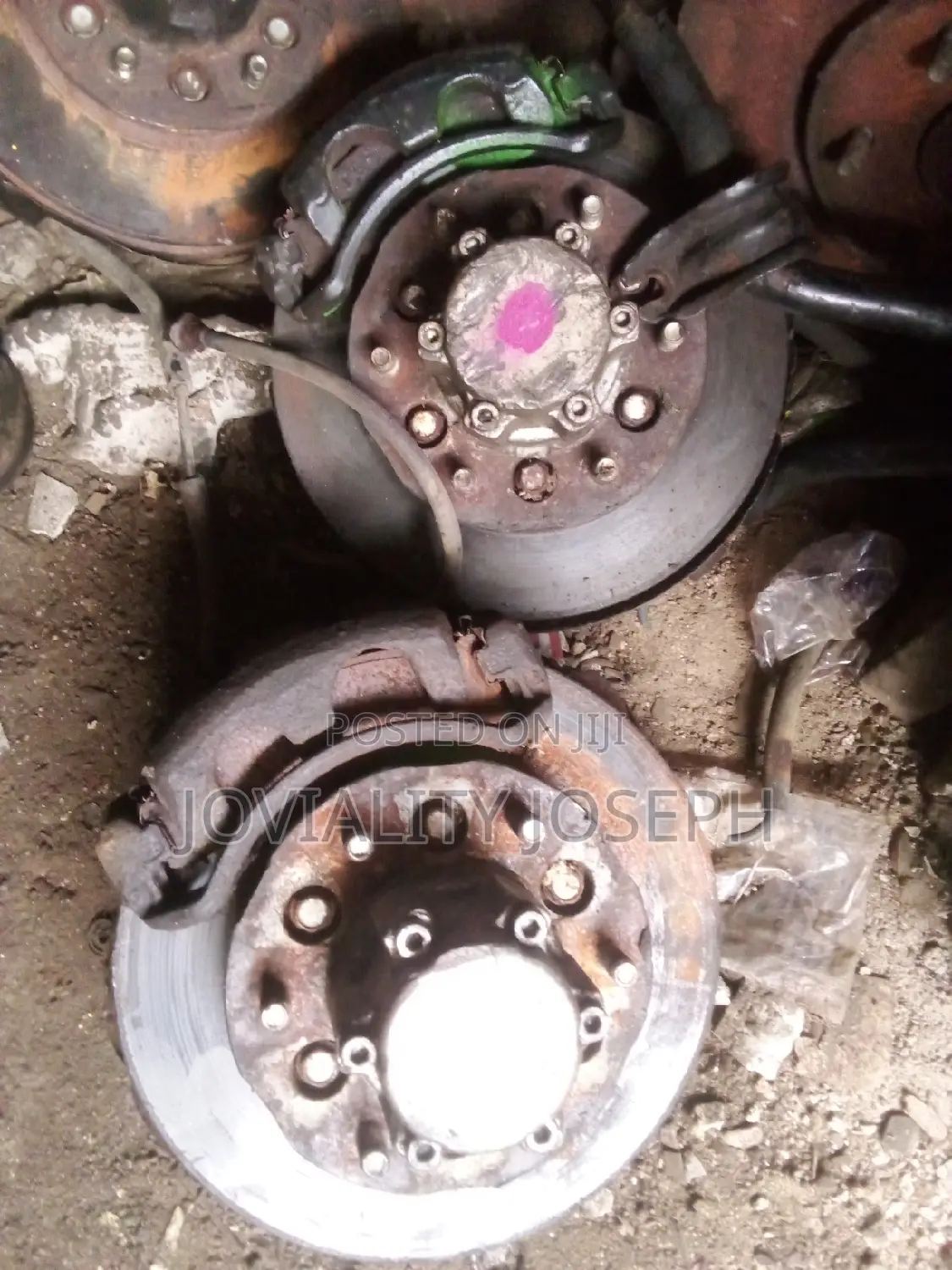 Front Hub Nissan Frontier Old Model