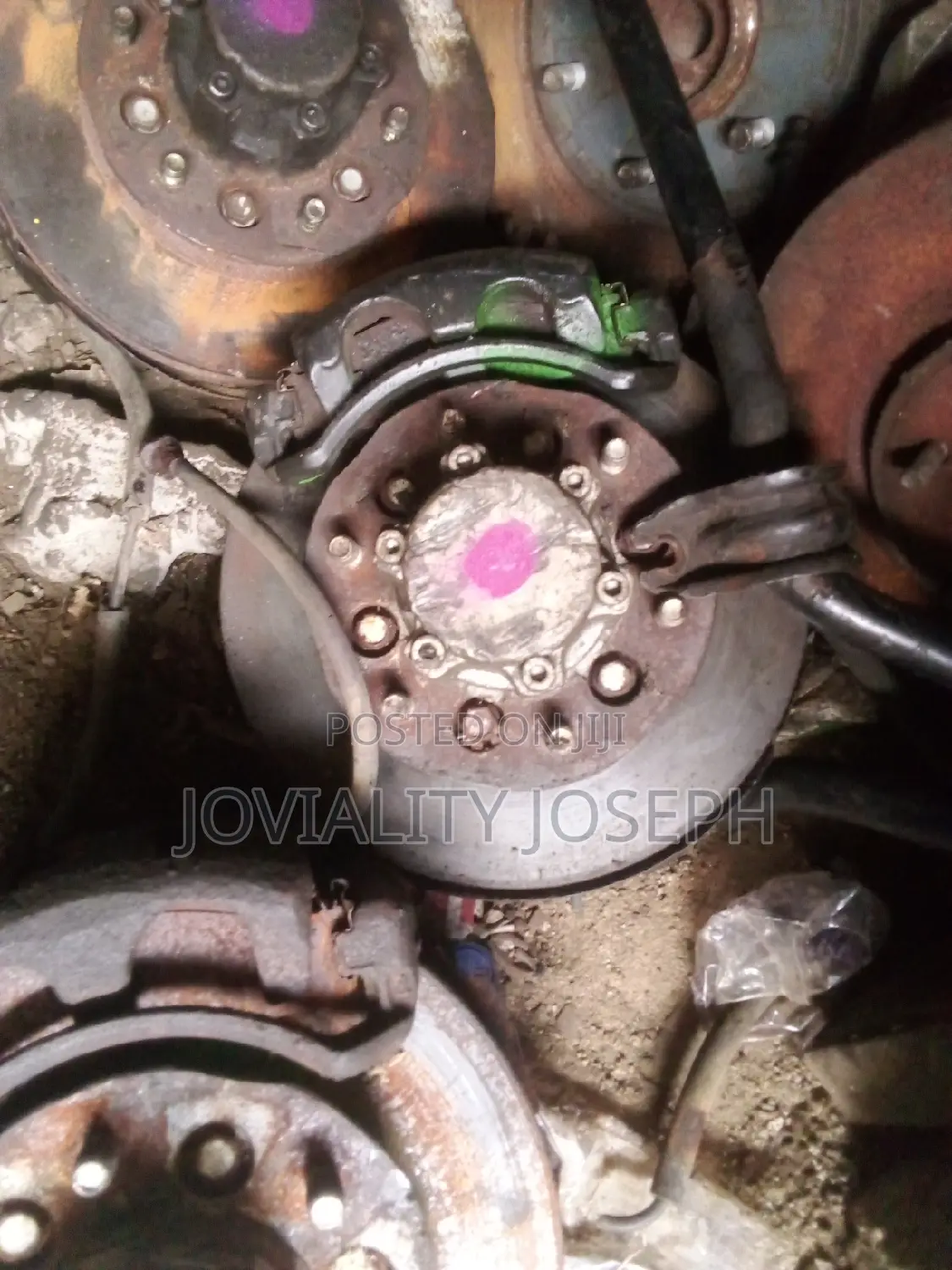 Front Hub Nissan Frontier Old Model