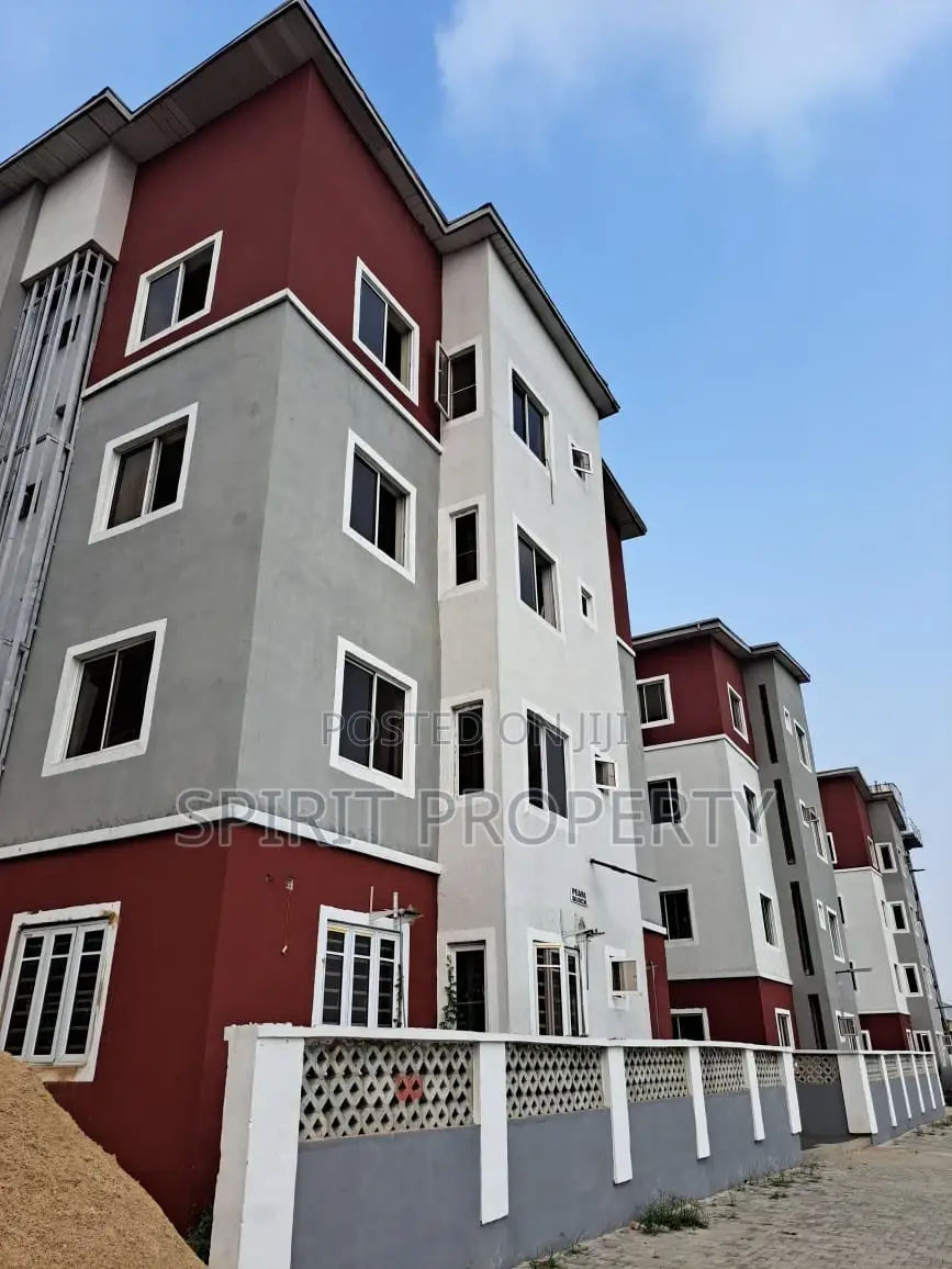 4bdrm Block of Flats in Sterling Height, Ogudu-Orioke for rent