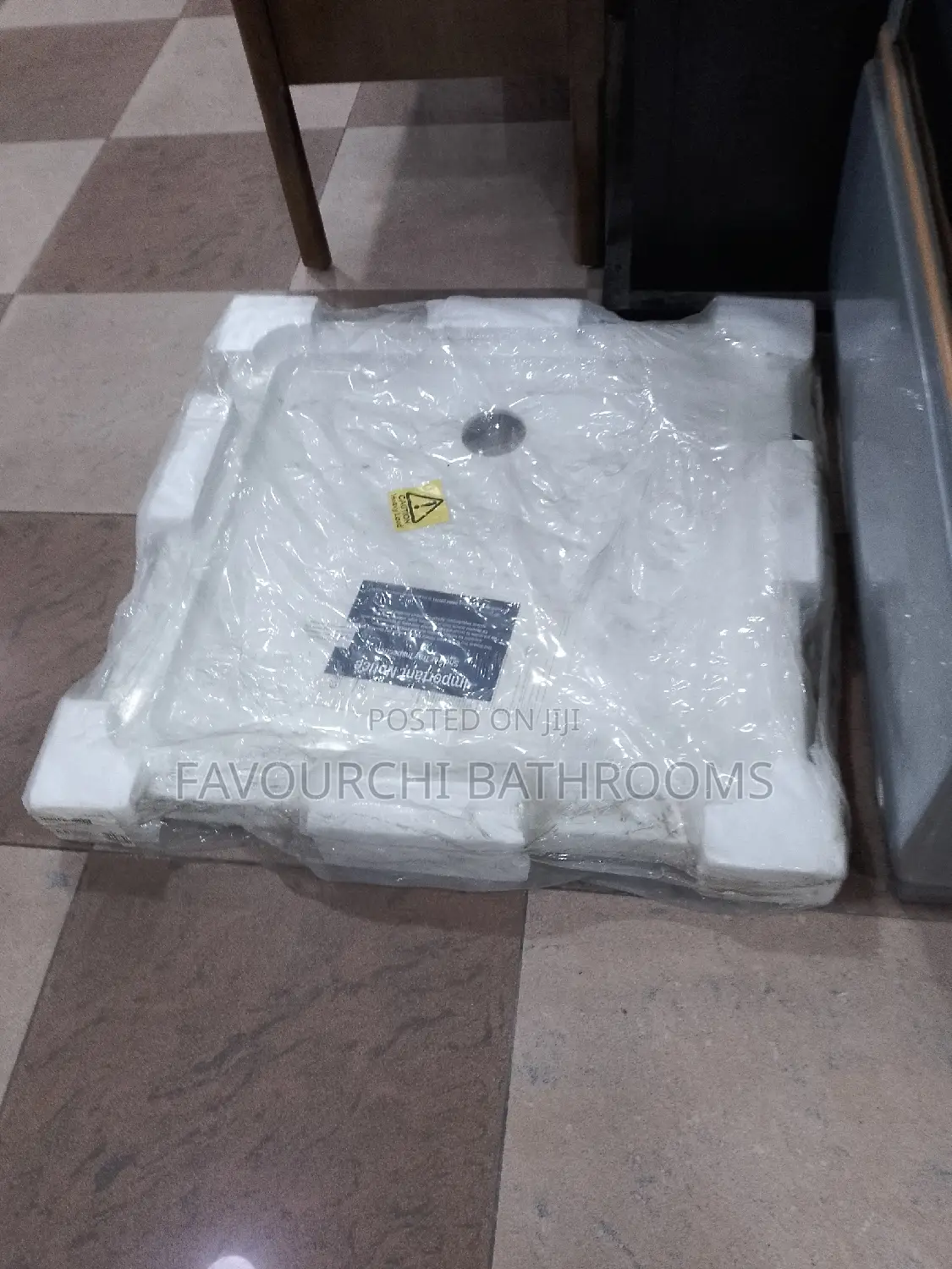 Twyford England 80x80 Acrylic Shower Tray