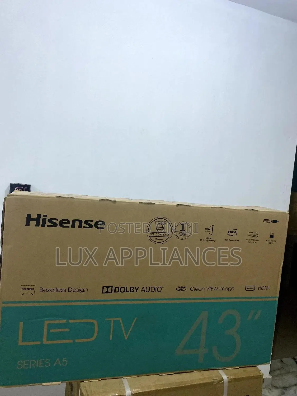 Hisense 43” LED HD TV