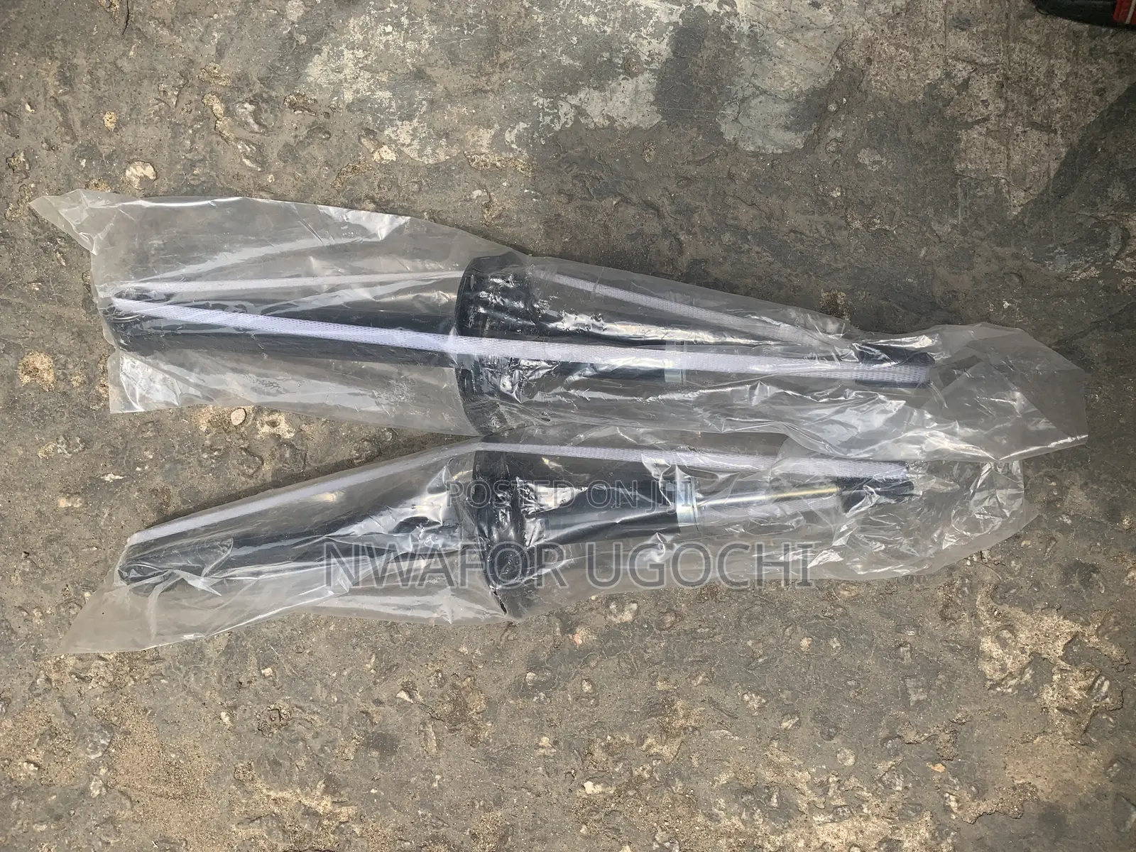 Back Shock Absorber For 2003-2007 Accord