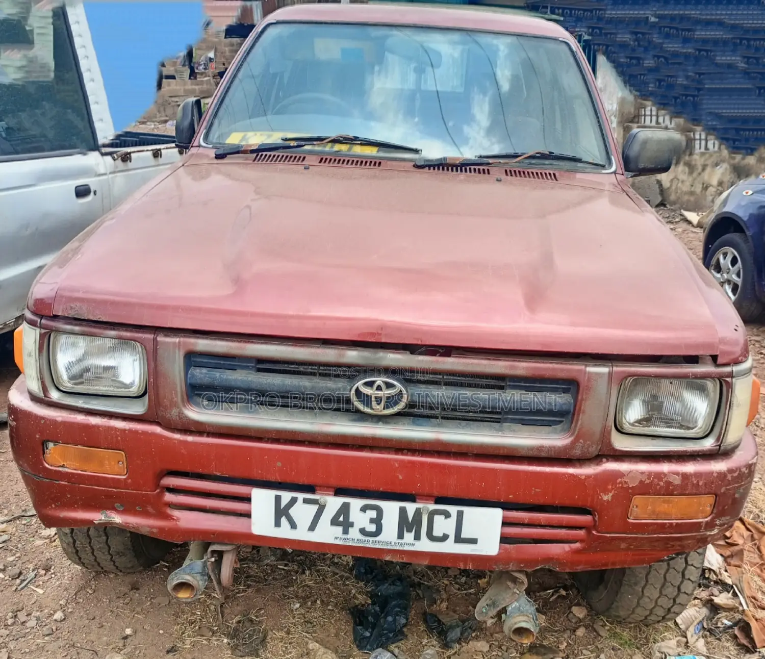 Toyota Hilux 1992 Red