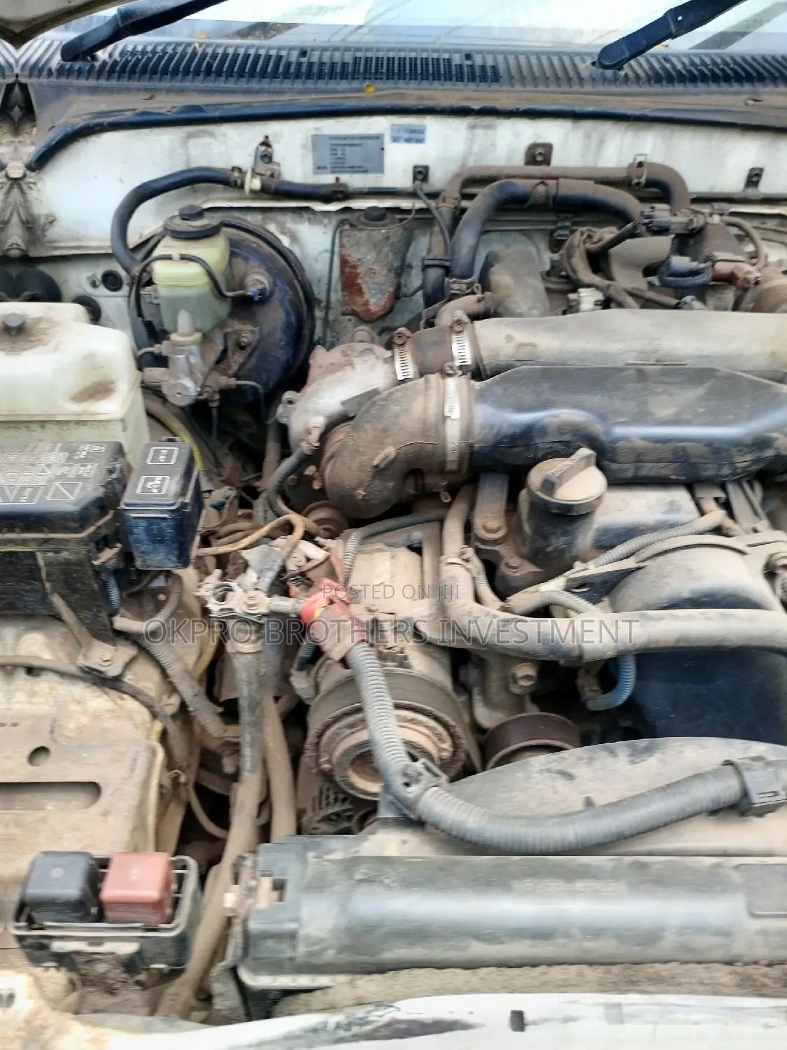 Toyota Hilux 2001 White