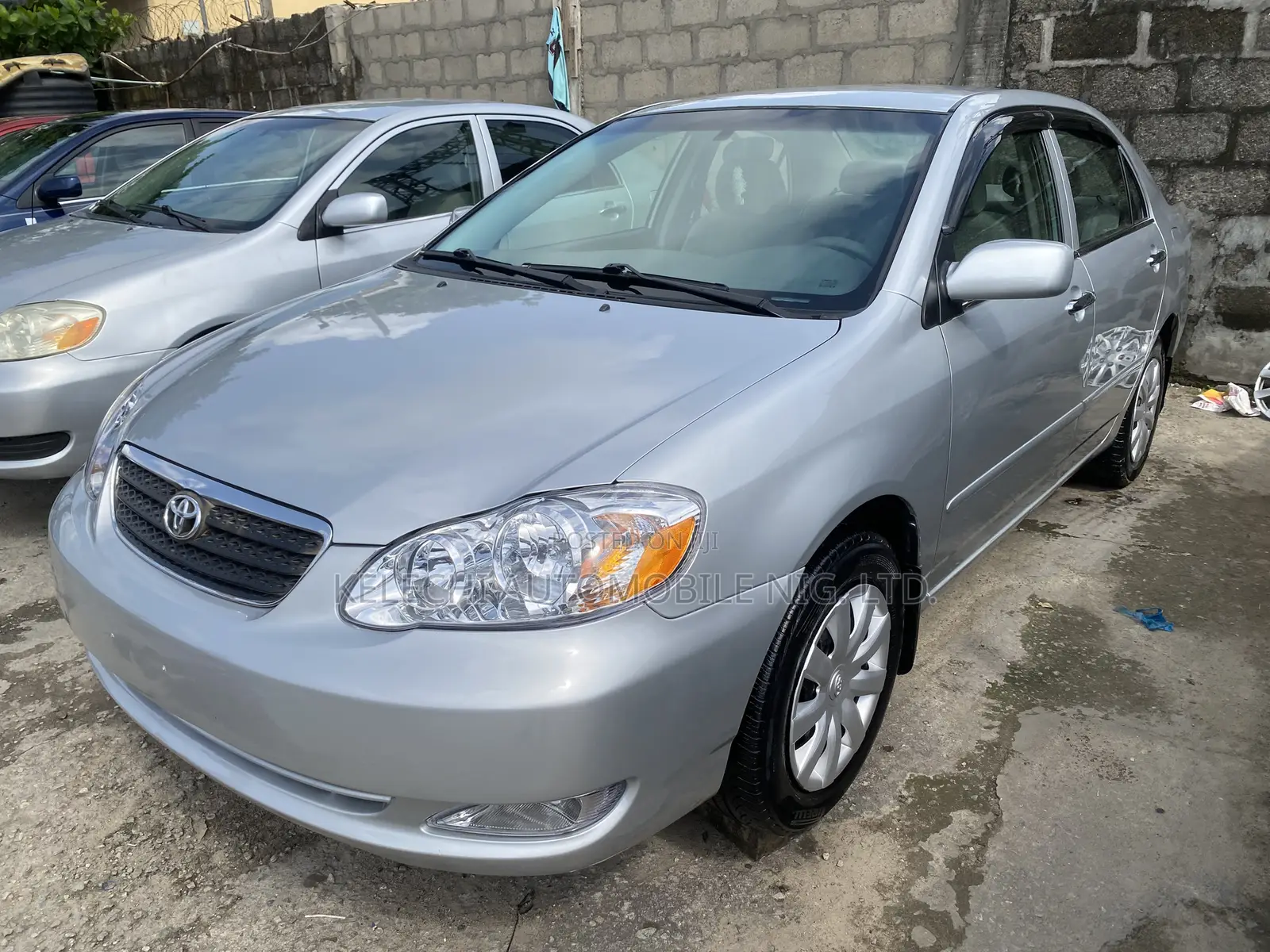Toyota Corolla LE 2004 Silver