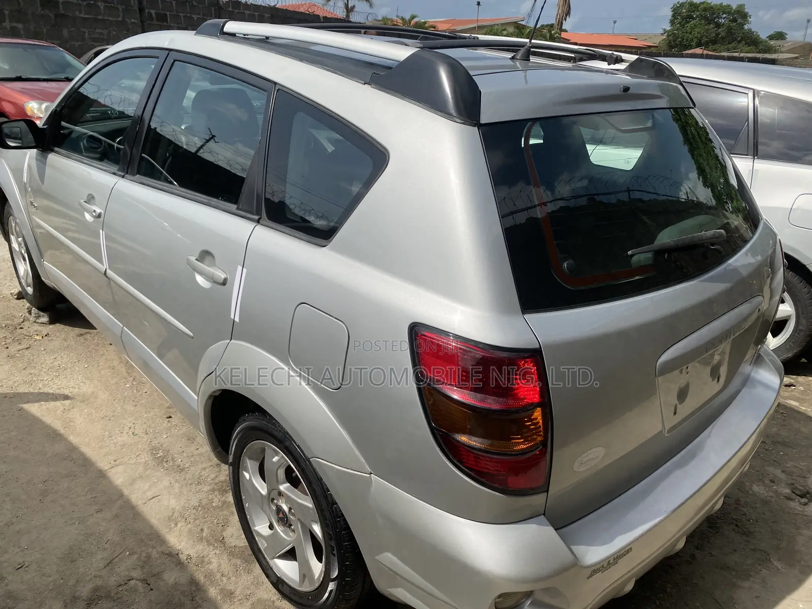 Pontiac Vibe 2003 Silver