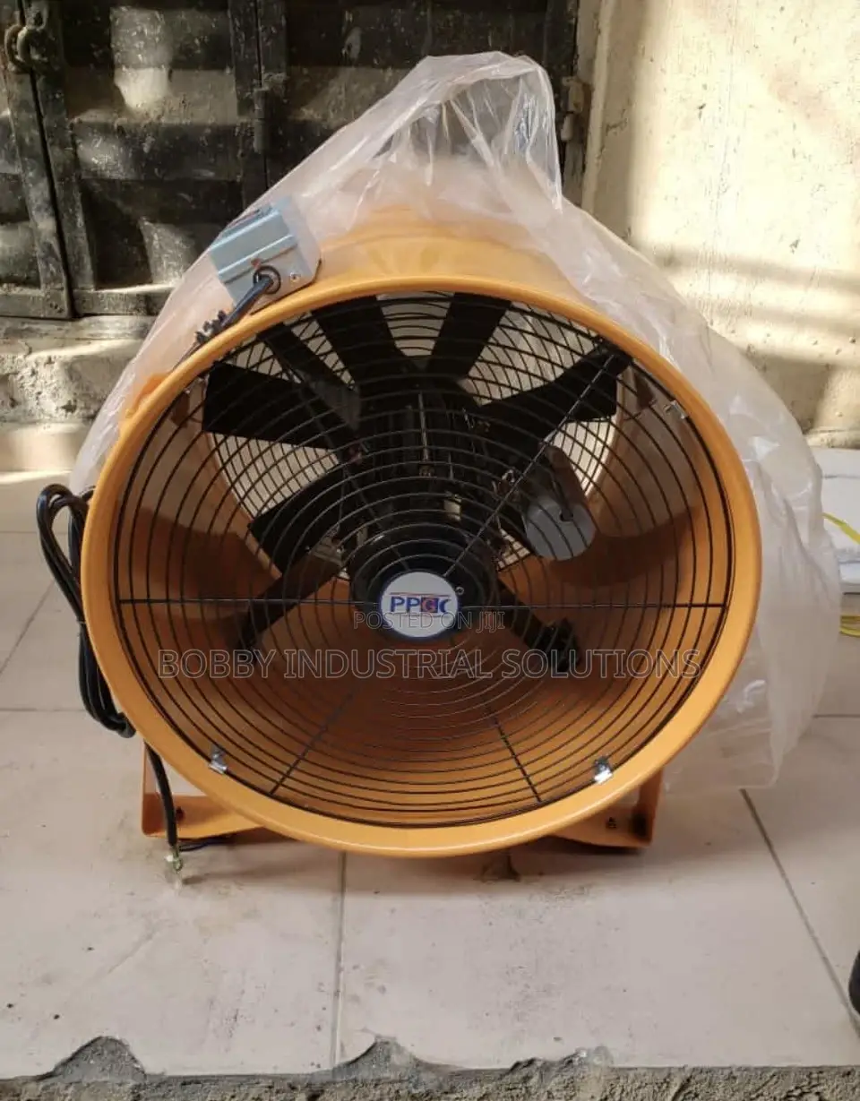 Industrial Extractor Fan With Duct Hose