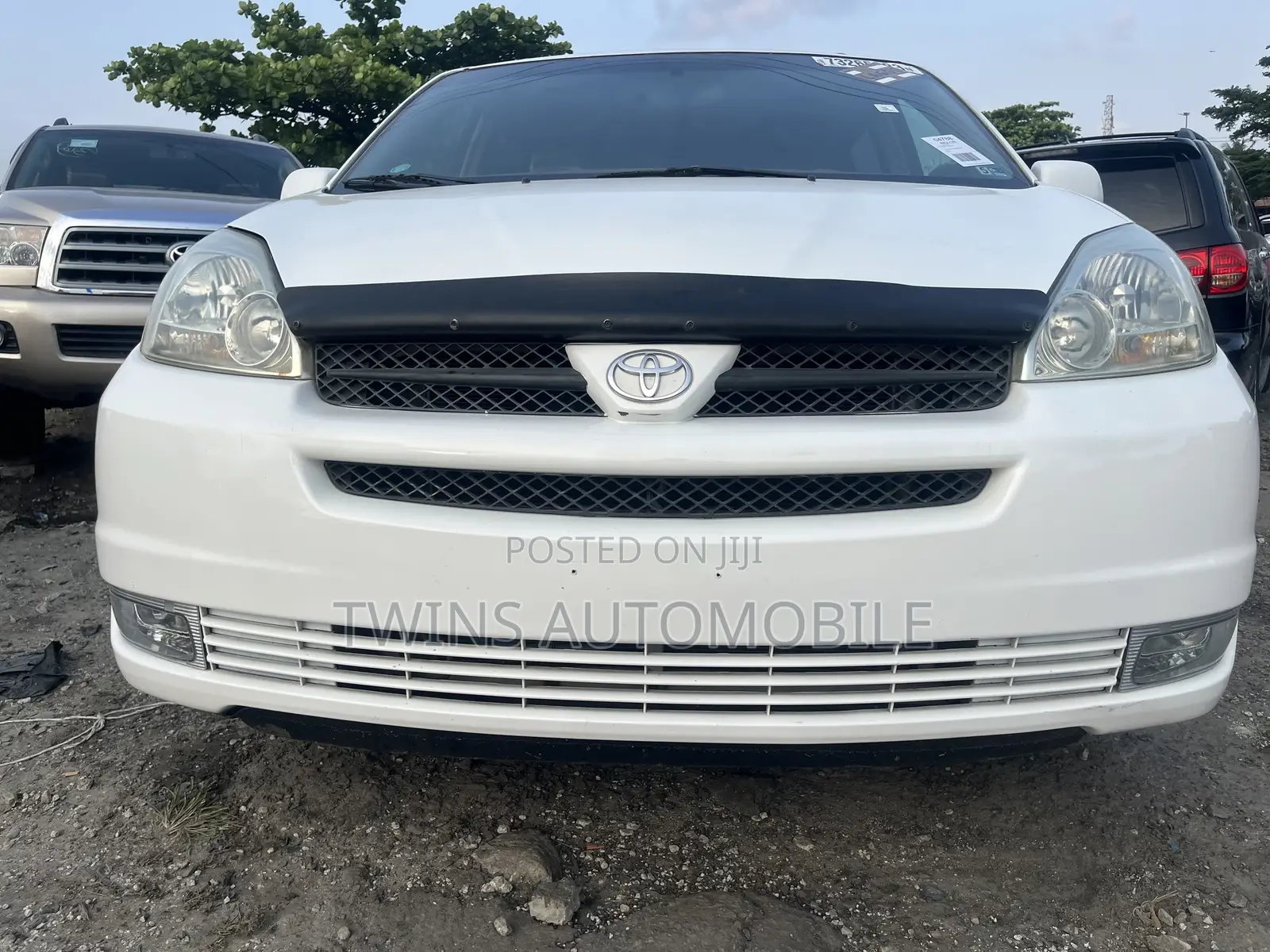 Toyota Sienna LE AWD 2005 White