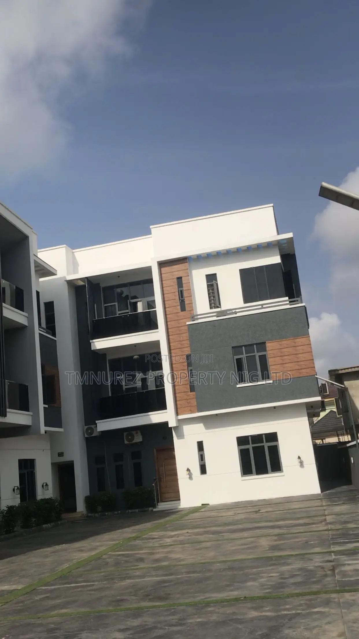 2bdrm Apartment in Ajah for sale