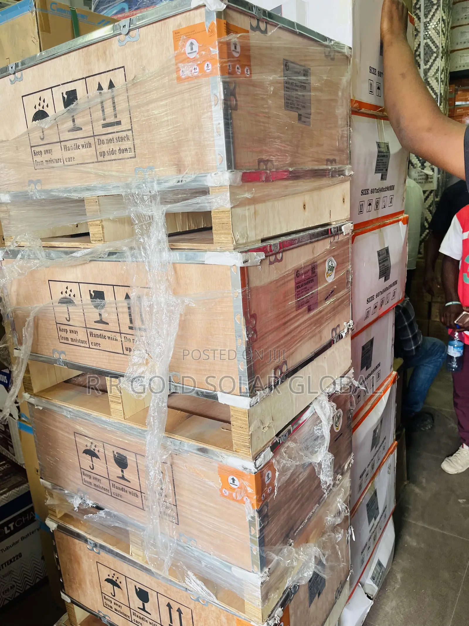 10000va /8000w 48v With 120a MPPT Charager Controller