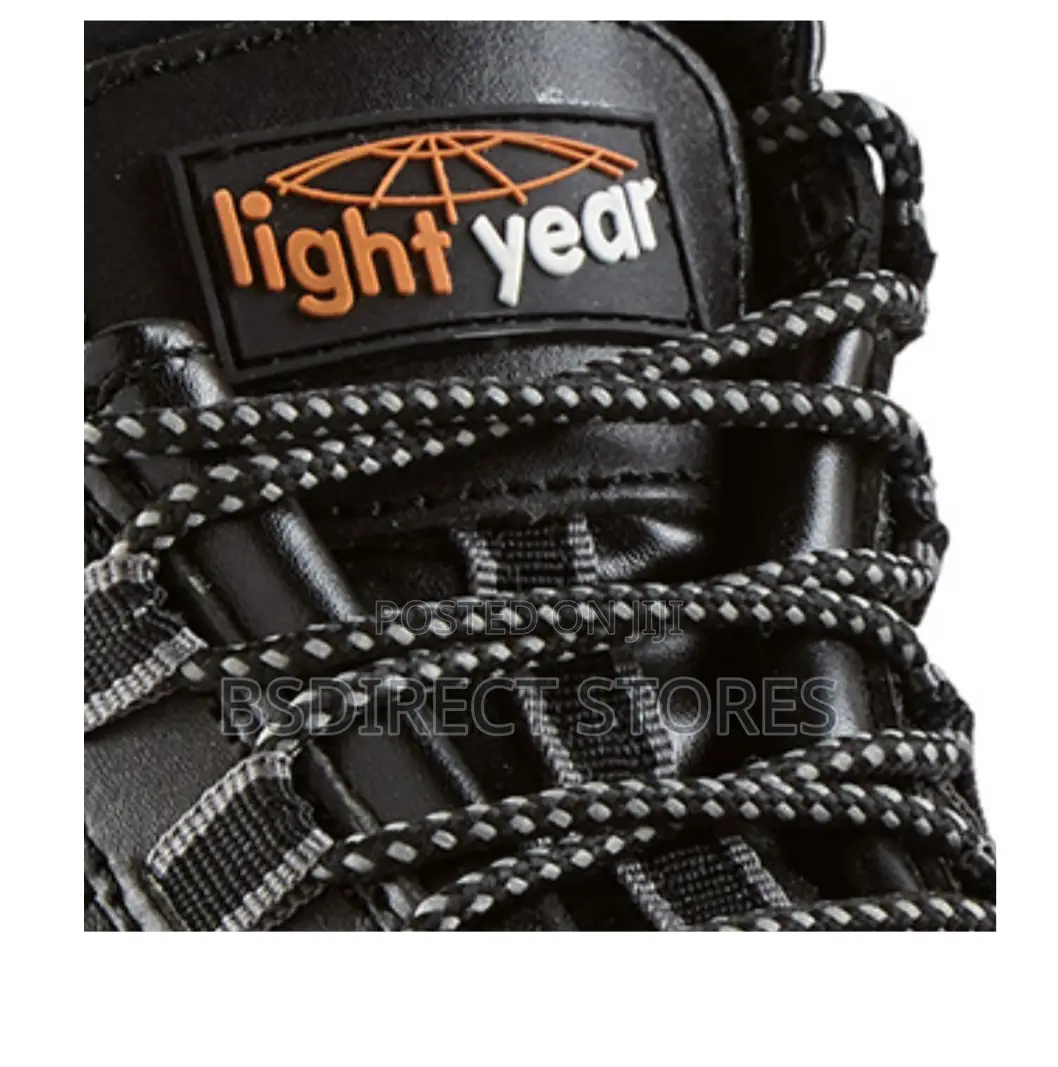 Lightyear Trekker Ultra Light Metal Free Safety Boots. 10/44