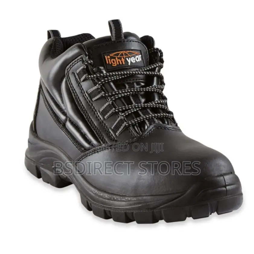 Lightyear Trekker Ultra Light Metal Free Safety Boots. 10/44