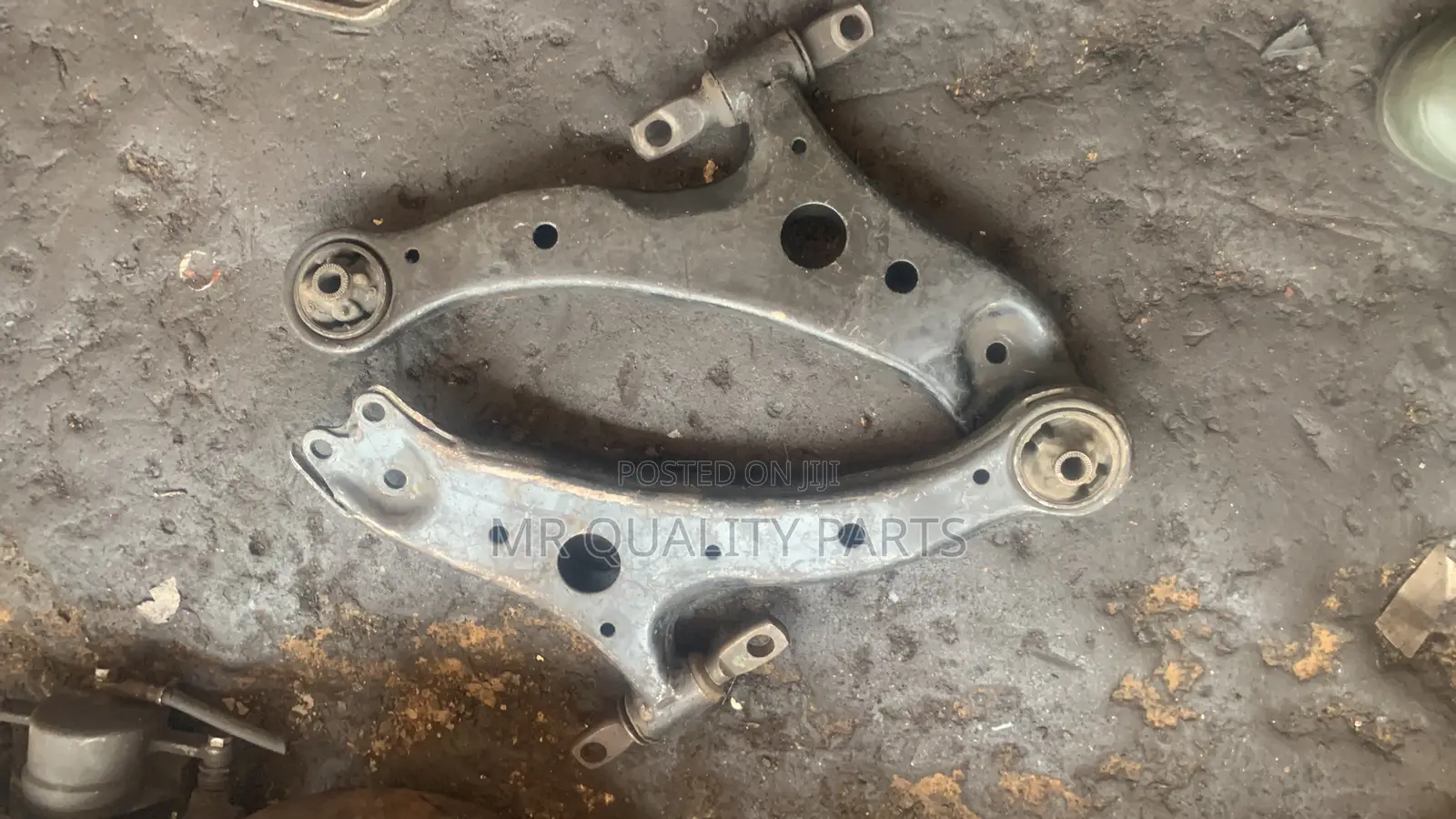 Low Arm for Toyota Avensis Verso 2005