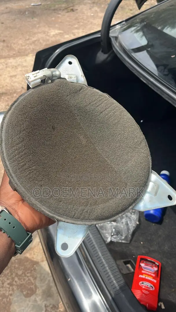 Toyota Avalon Follow Come Woofer Direct Available Now