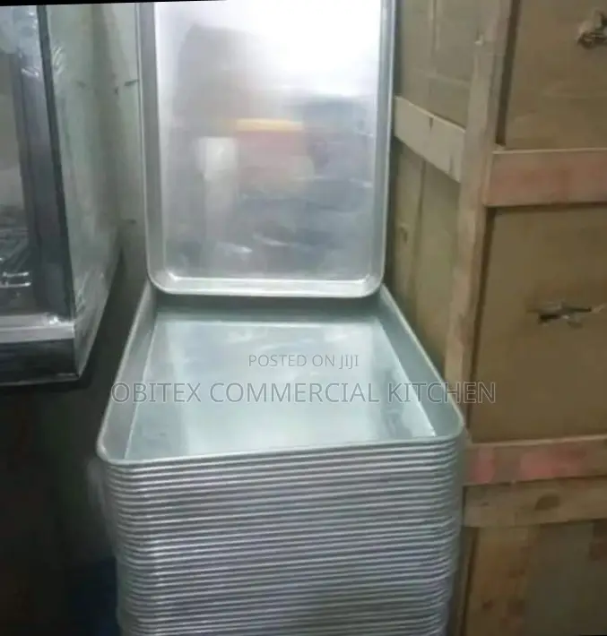 Commercial Quality Oven Trays Is Available for Sales