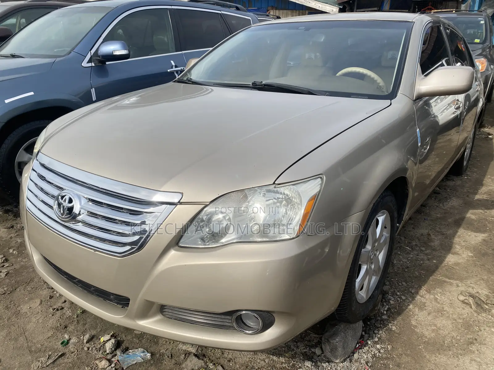 Toyota Avalon 2006 Gold