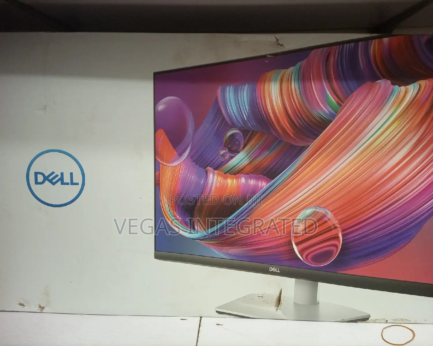 Dell S2721qsa 27" (Uhd) Monitor With Integrated Speakers