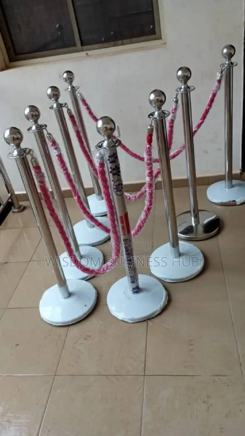 Stanchions/Barricade Rope
