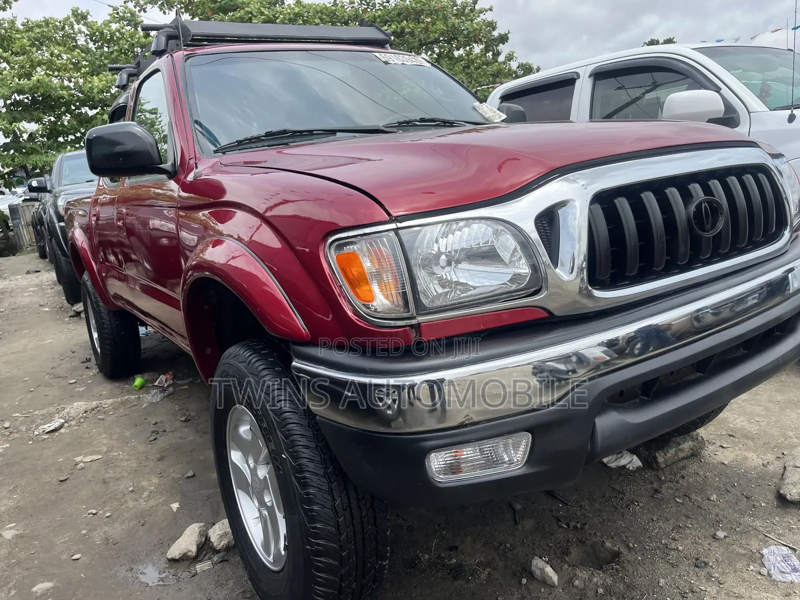 Toyota Tacoma 2004 Red