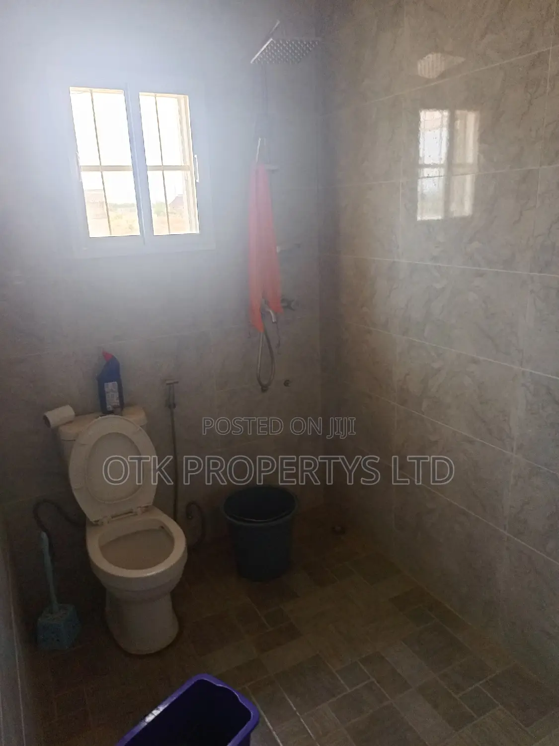 2bdrm Block of Flats in Directly Behind Nnpc, Ushafa for sale