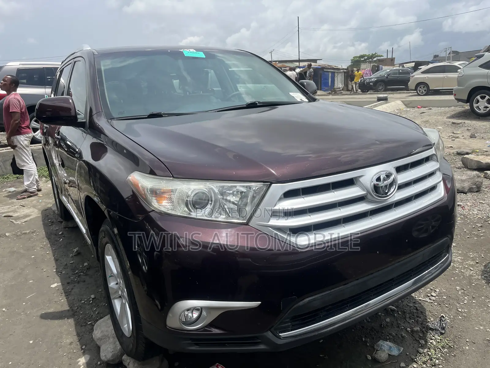 Toyota Highlander Limited 2012 Red