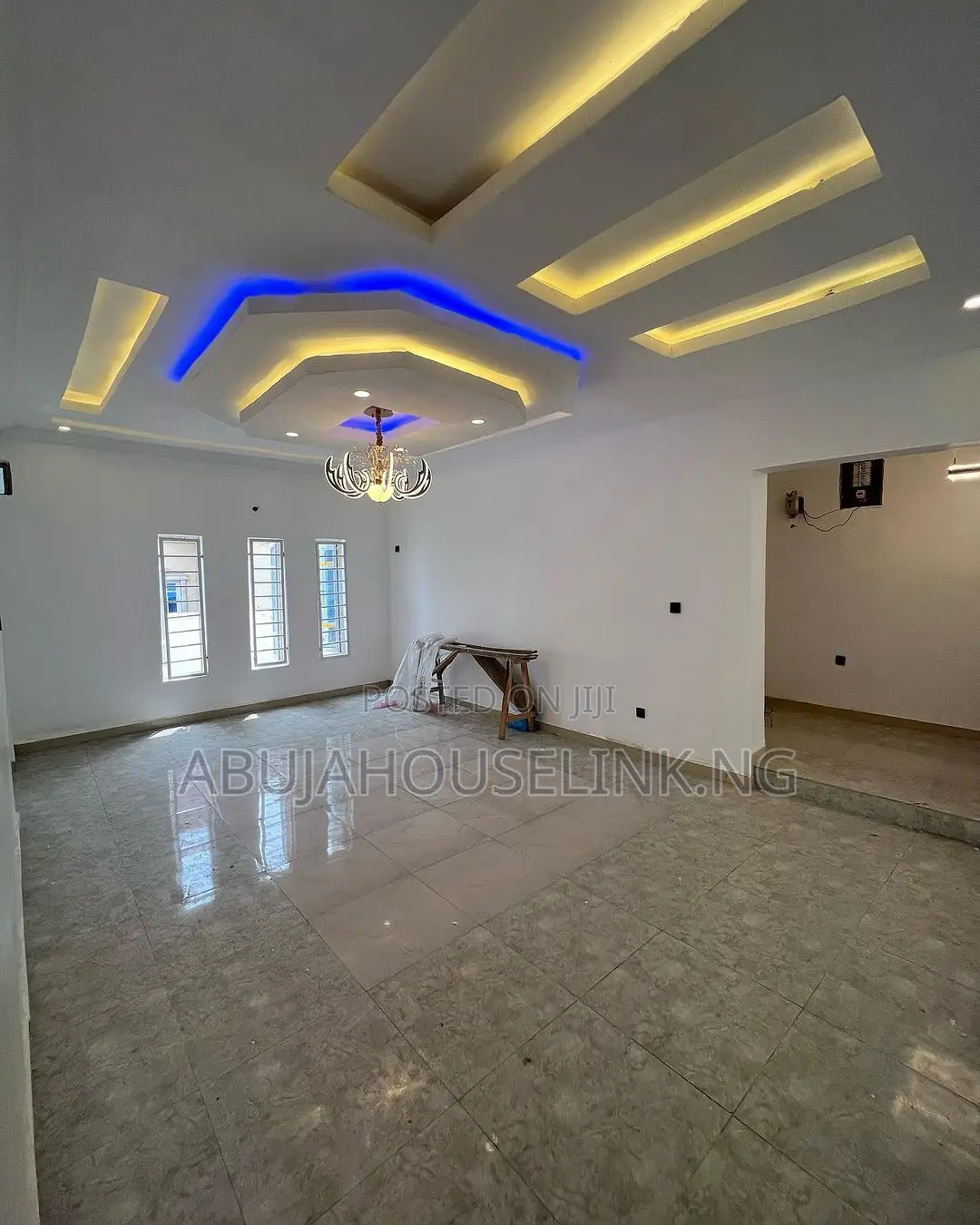 4bdrm Bungalow in Efab Queens Estate, for sale
