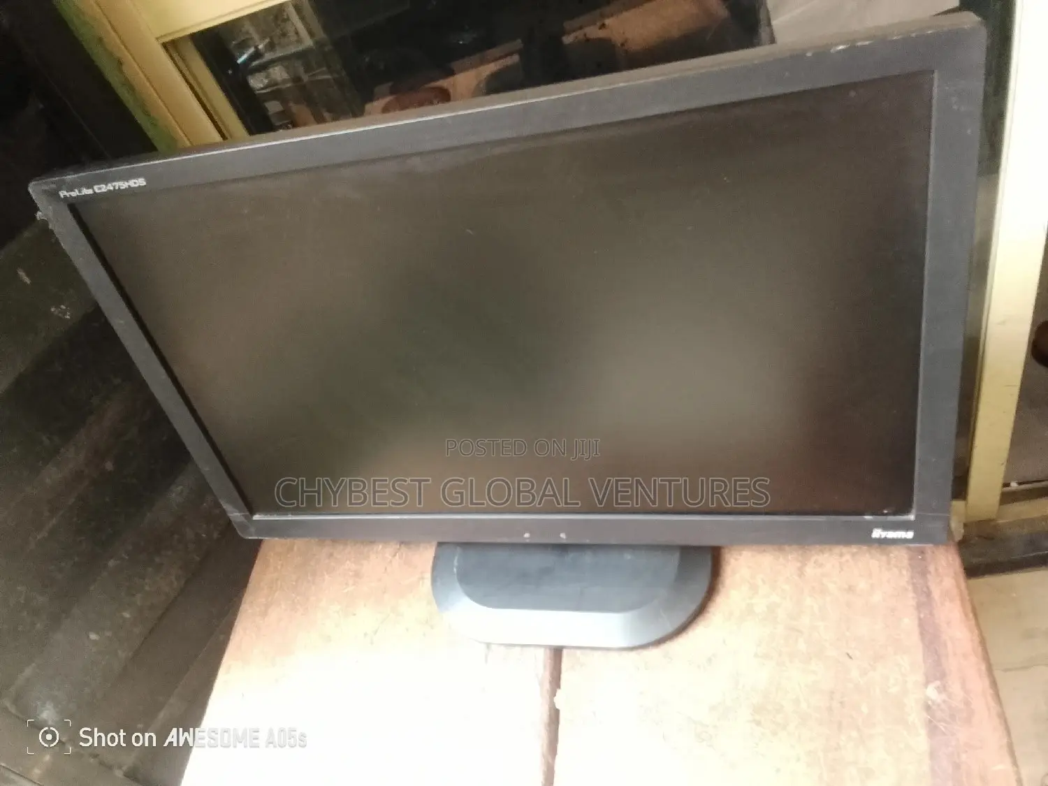 24, Inches Iiyama Monitor