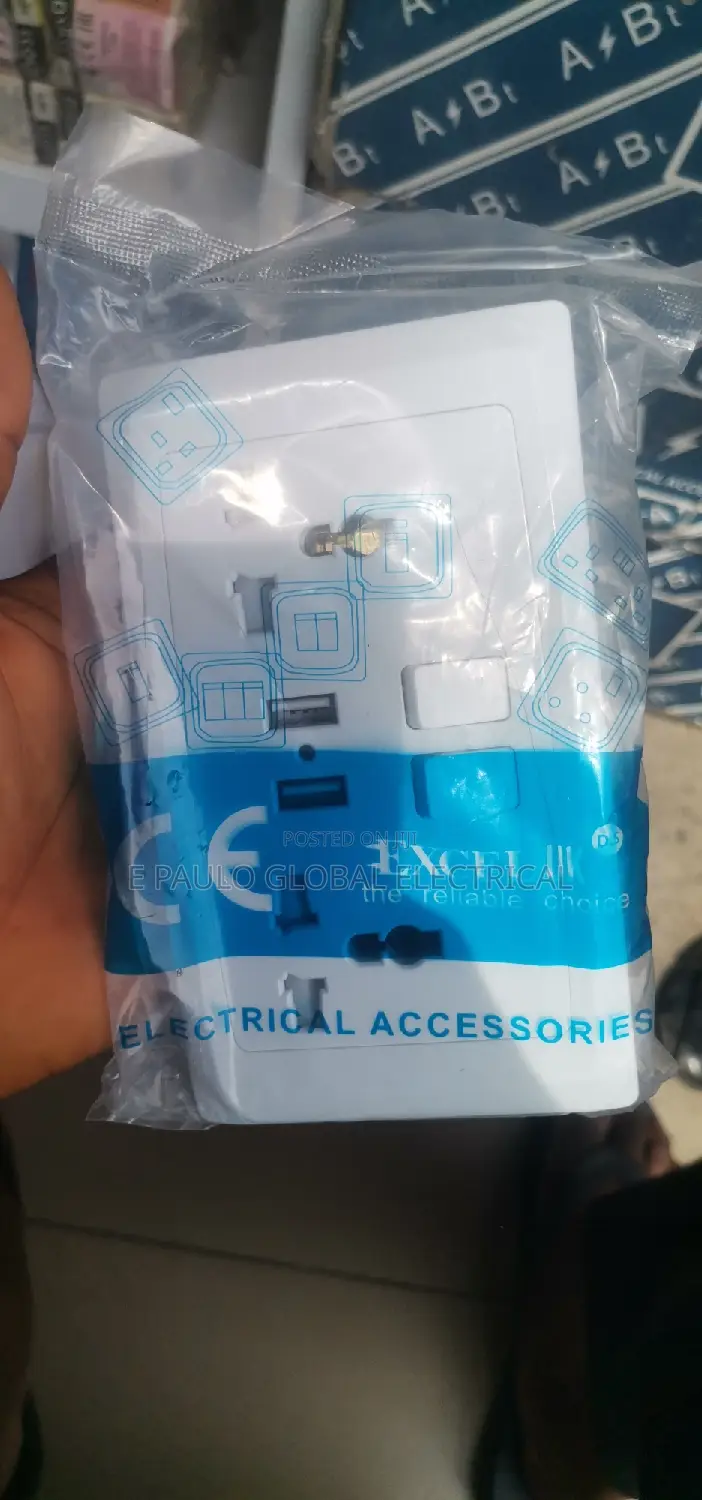 13amps Double With USB PUT