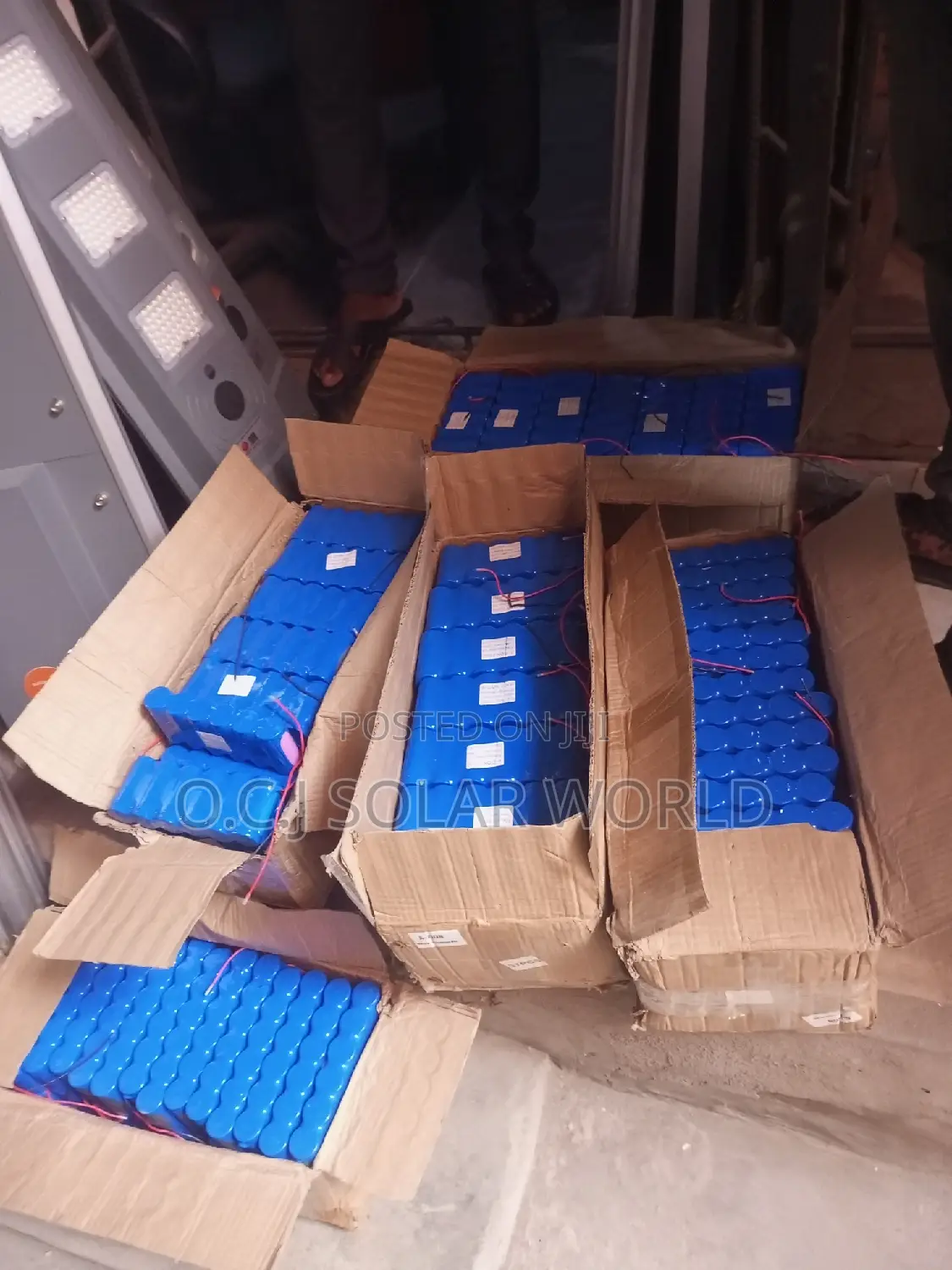 6 in One Solar Street Lights Battery