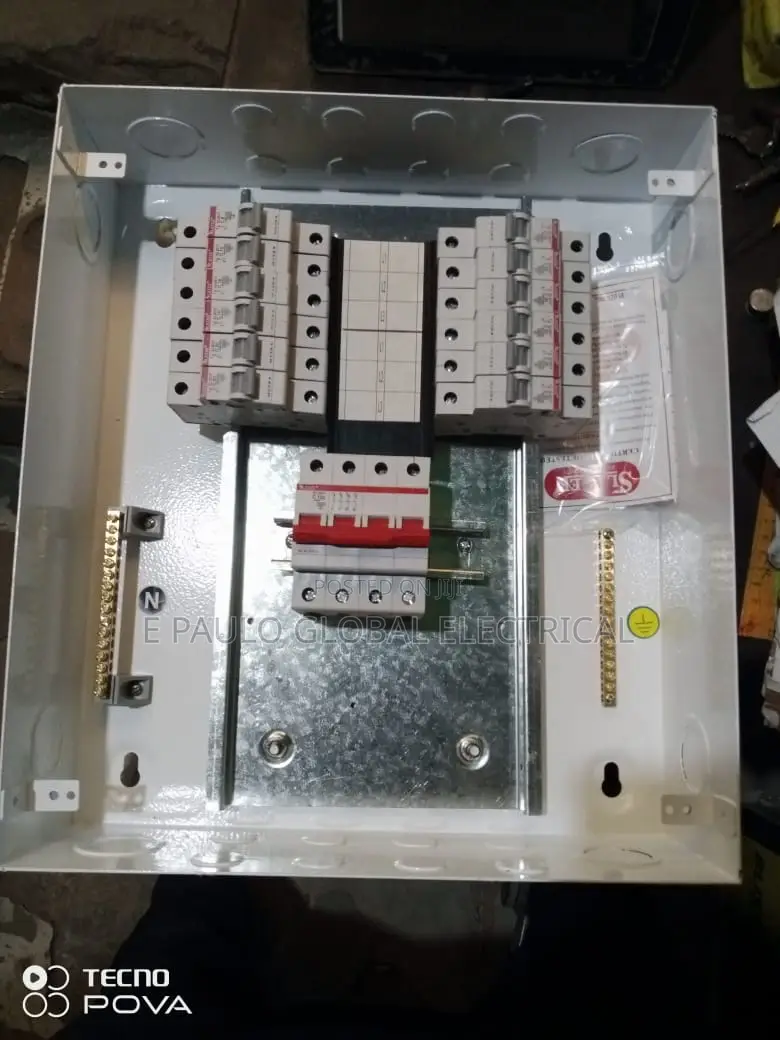 12fuse Abb Distribution Borad