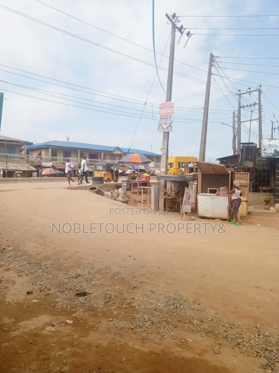 1bdrm Block of Flats in Abaranje Ikotun for sale