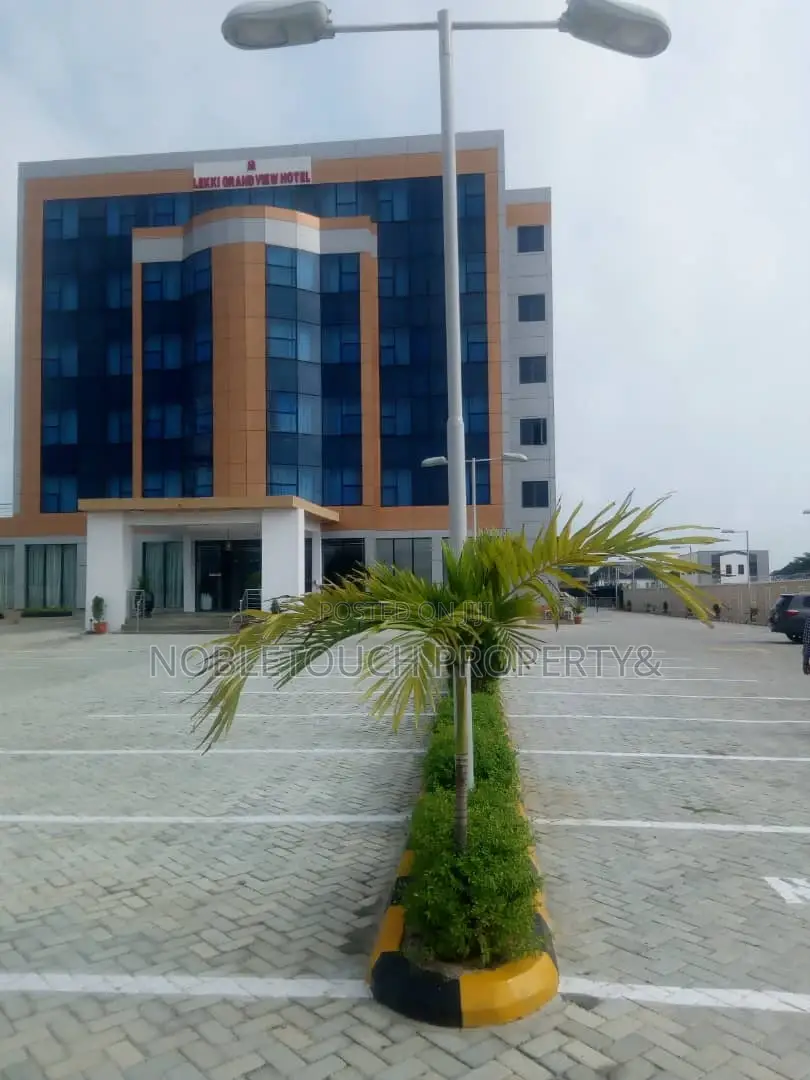 72rooms Functioning 5star Hotel in Lekki