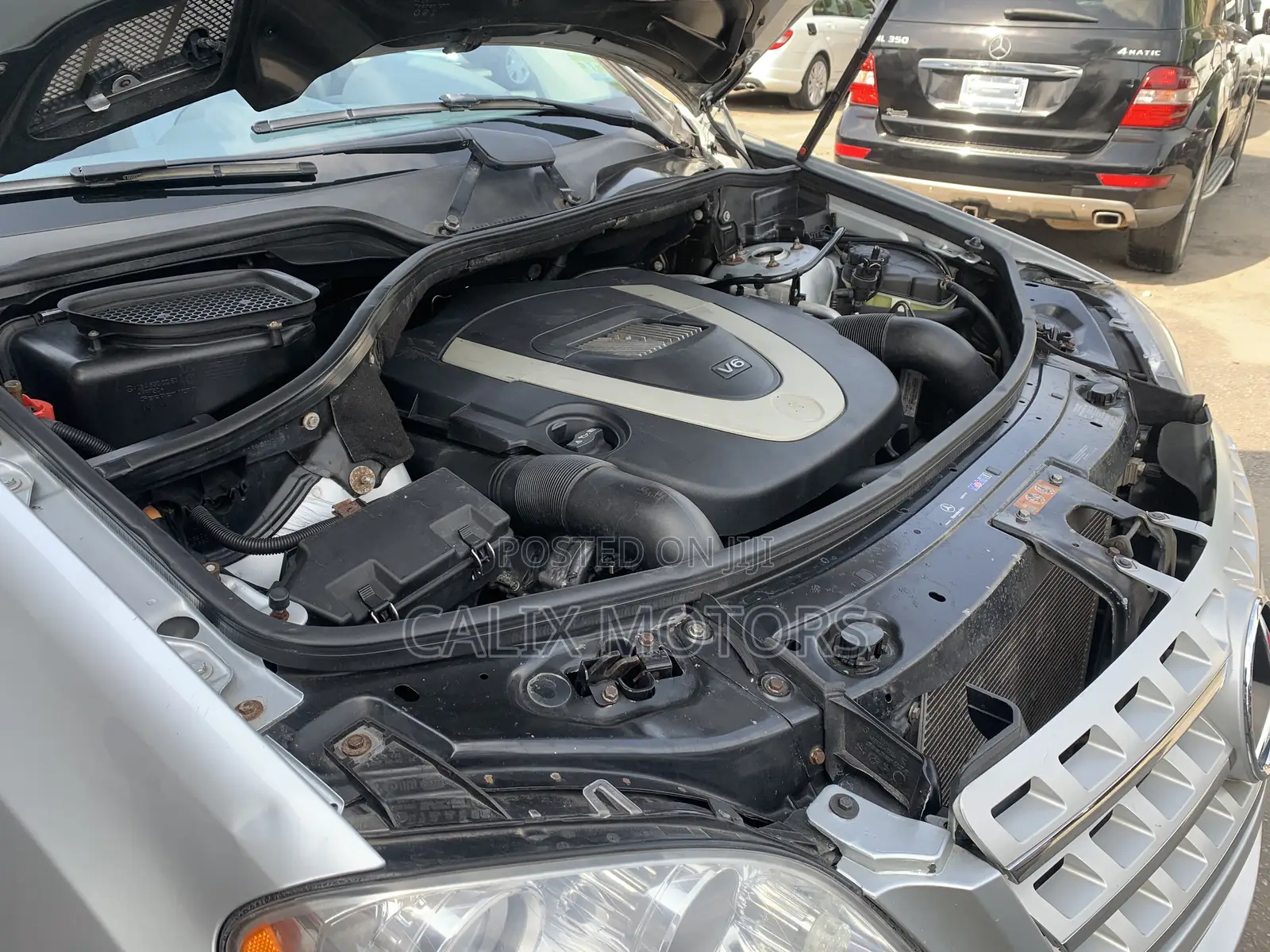 Mercedes-Benz M Class 2010 Silver