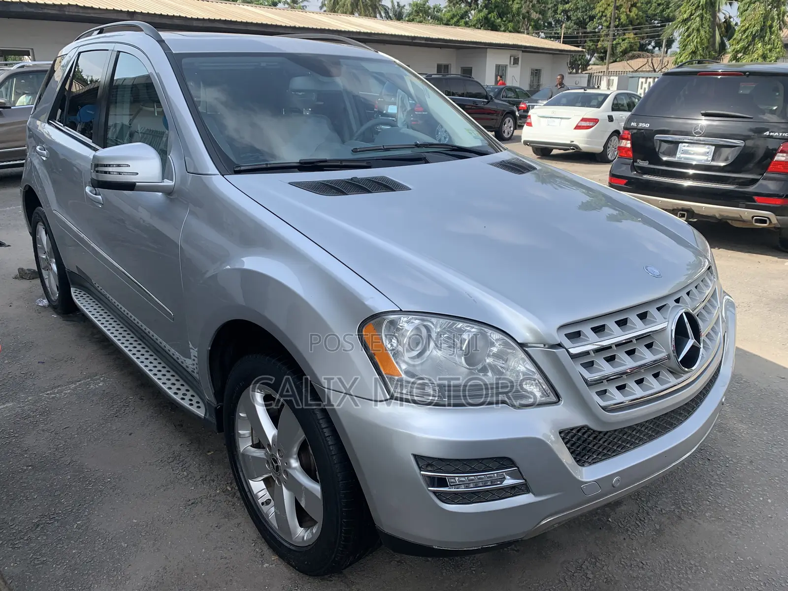 Mercedes-Benz M Class 2010 Silver