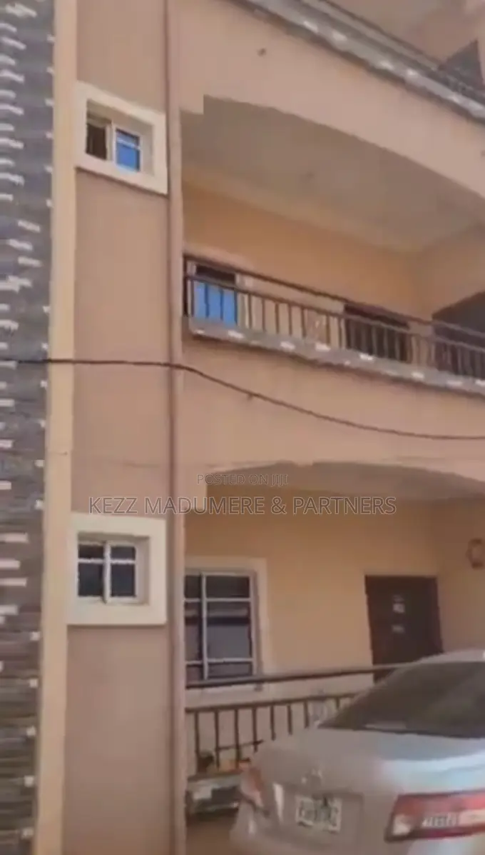 13bdrm Block of Flats in Lomalinda Extension for sale
