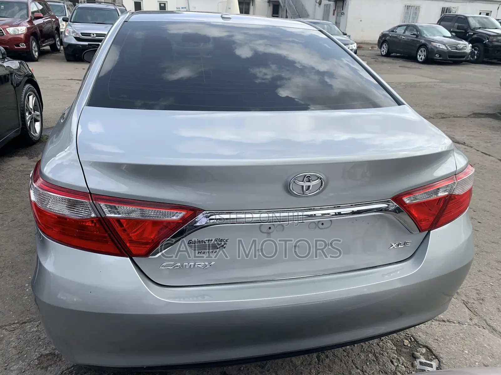 Toyota Camry 2017 Silver