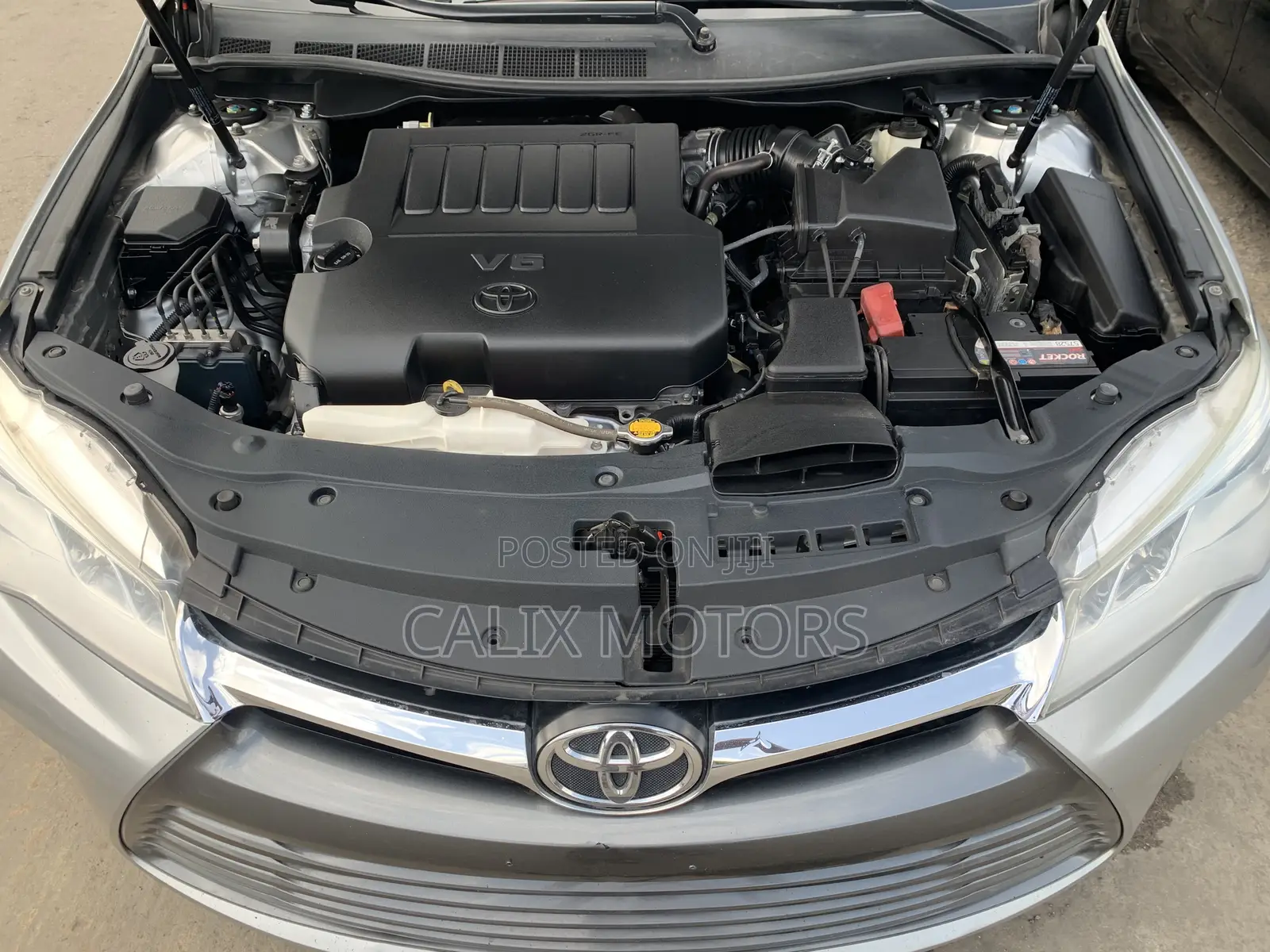 Toyota Camry 2017 Silver