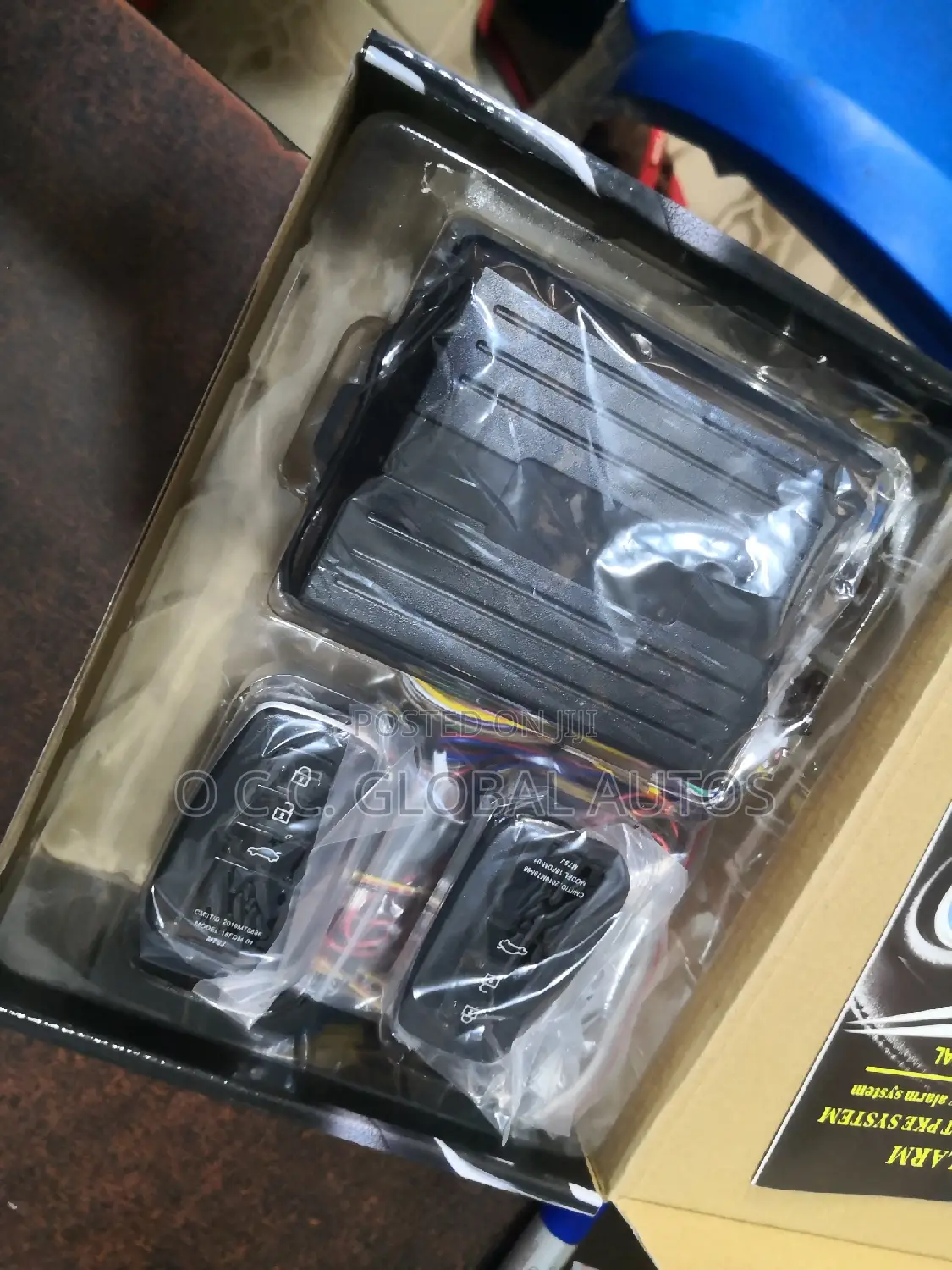 Bush and Start Key Automatic Lock for Hilux 2020